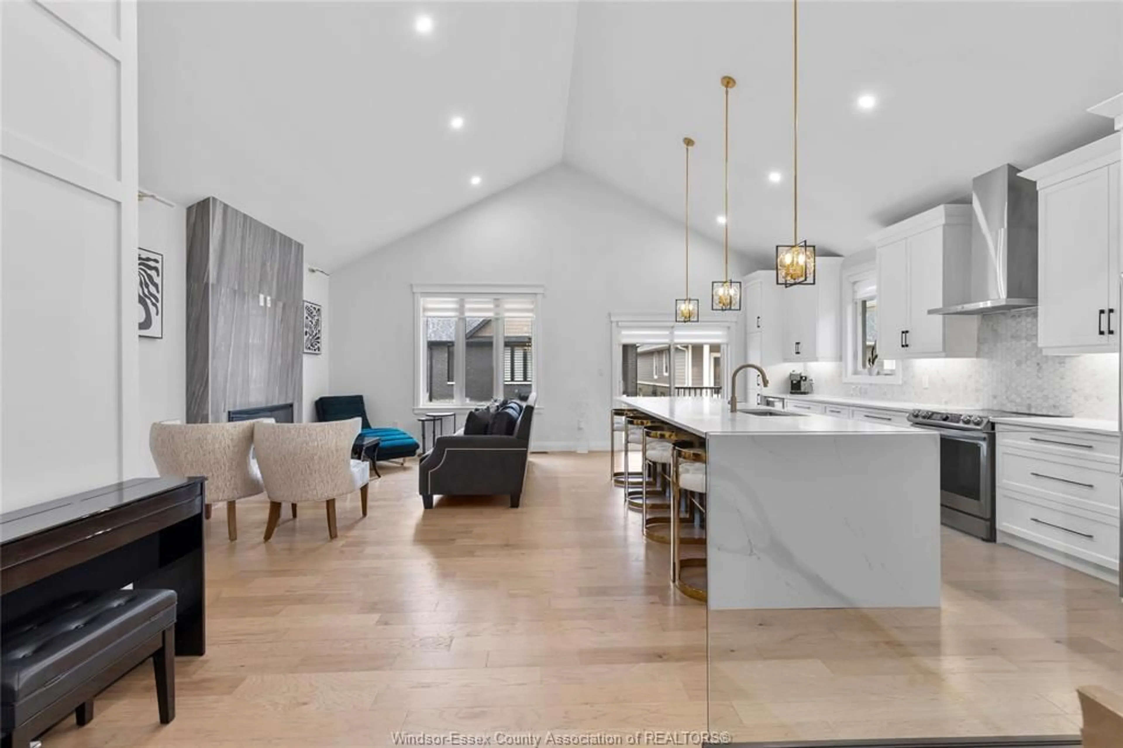 Open concept kitchen, unknown for 395 CASERTA, Lakeshore Ontario N0R 1A0