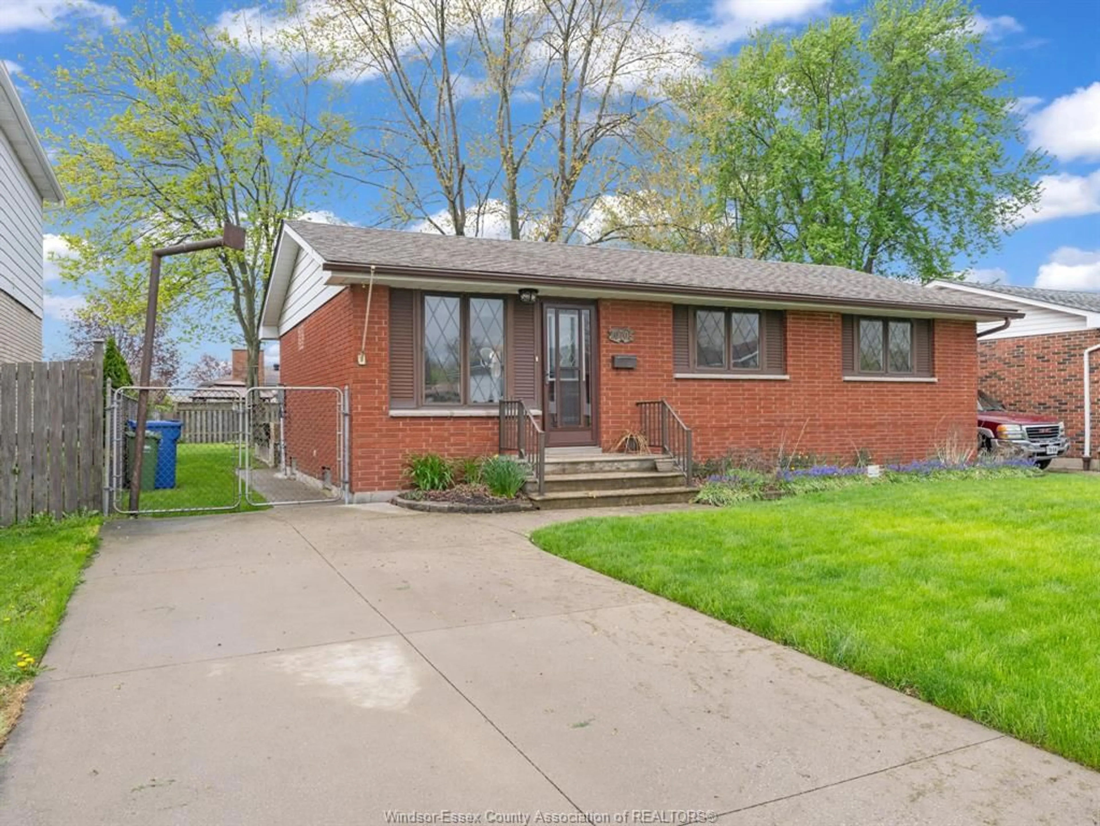 Home with brick exterior material, street for 10705 LAMBETH, Windsor Ontario N8R 1C8