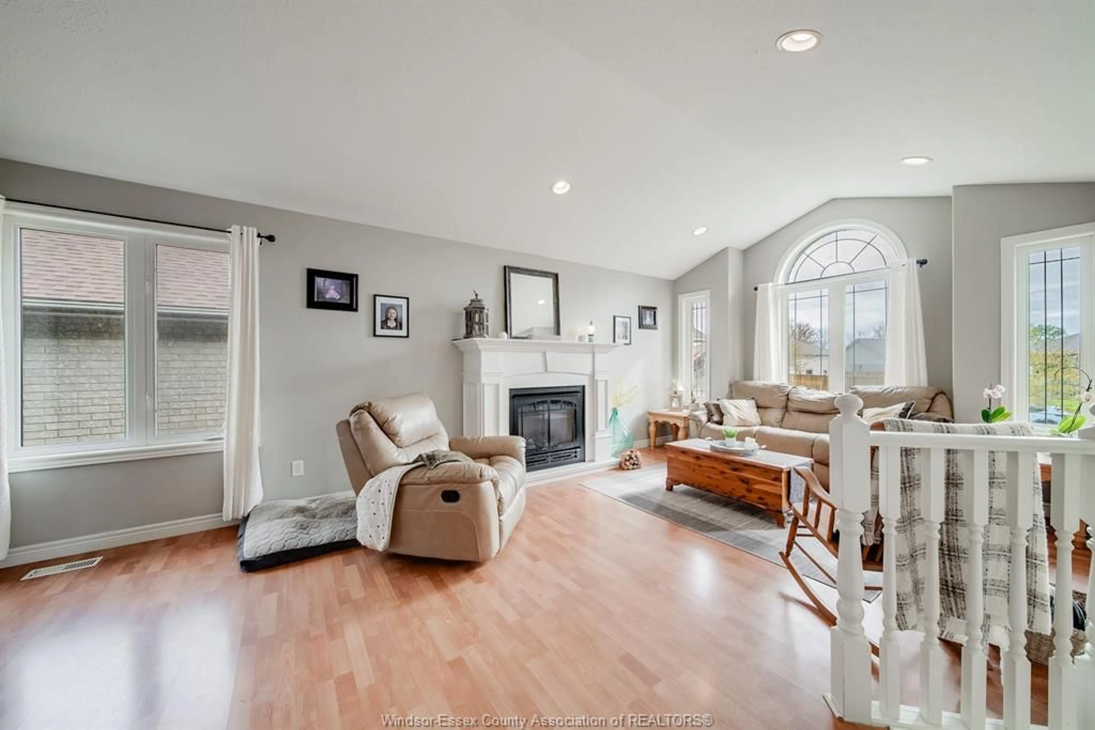 Living room with furniture, unknown for 6 BENIUK Crt, Leamington Ontario N8H 5K9