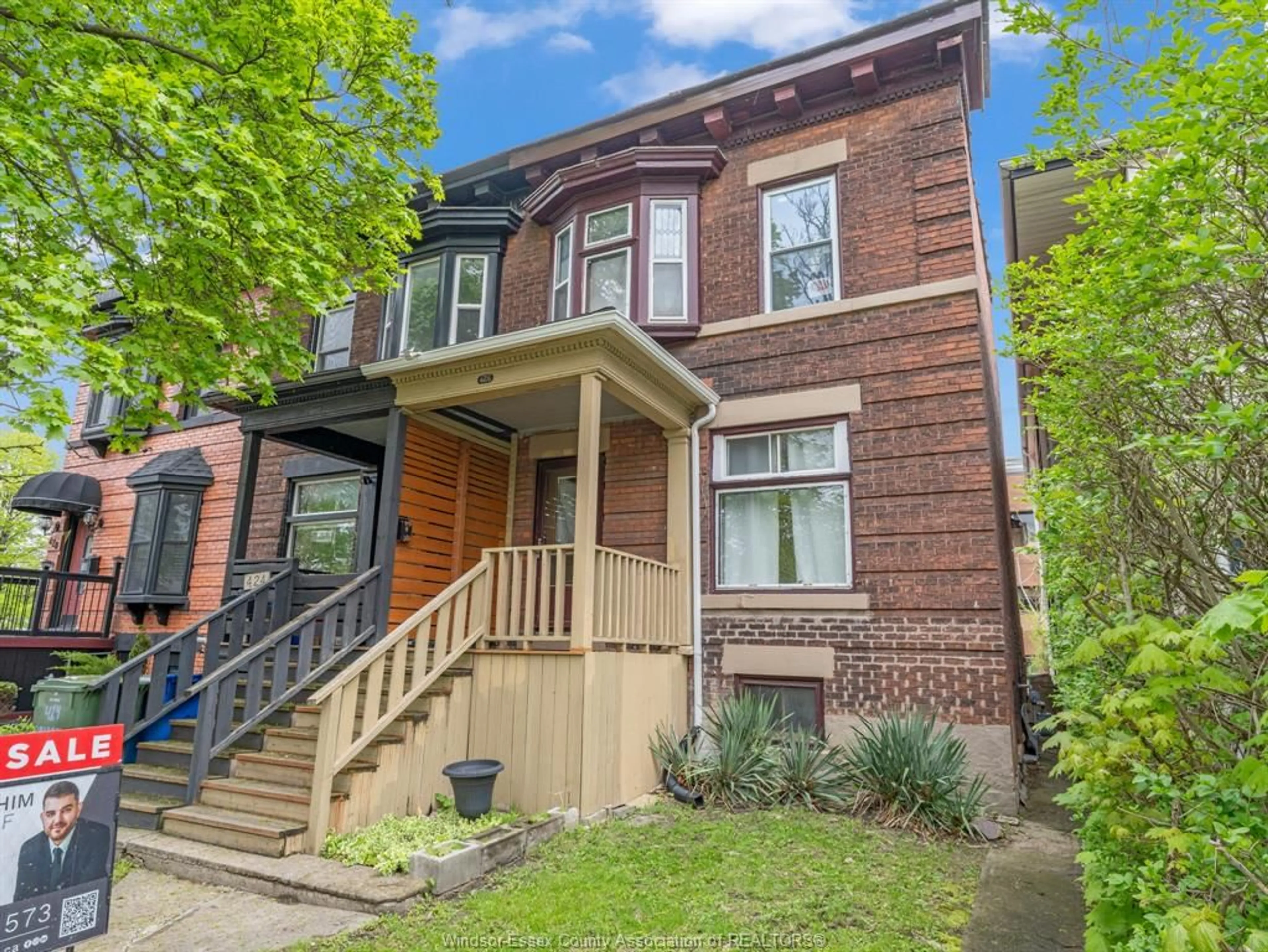 Home with brick exterior material, street for 426 BRUCE Ave, Windsor Ontario N9A 4W7