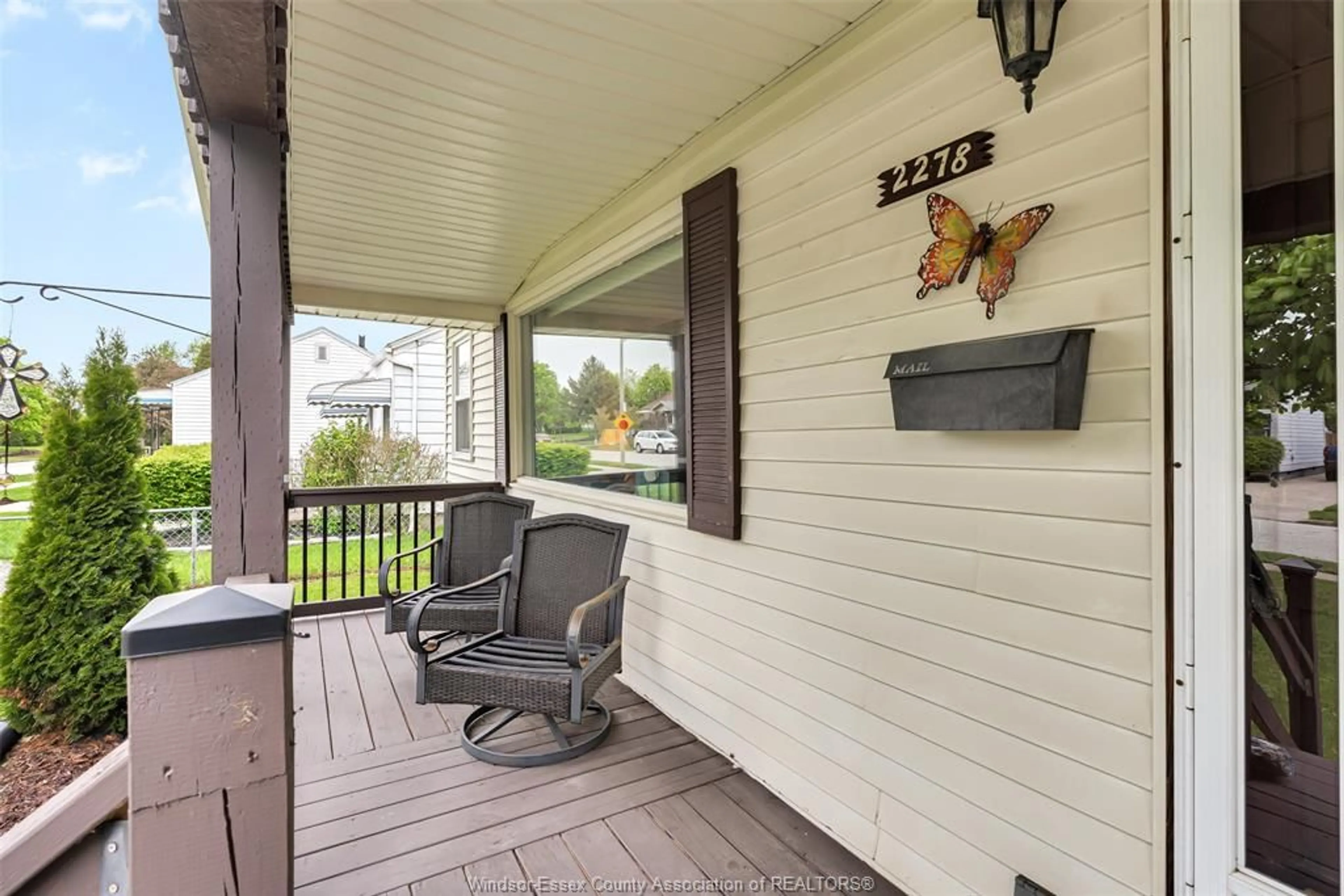 Patio, street for 2278 MARENTETTE Ave, Windsor Ontario N8W 2C1
