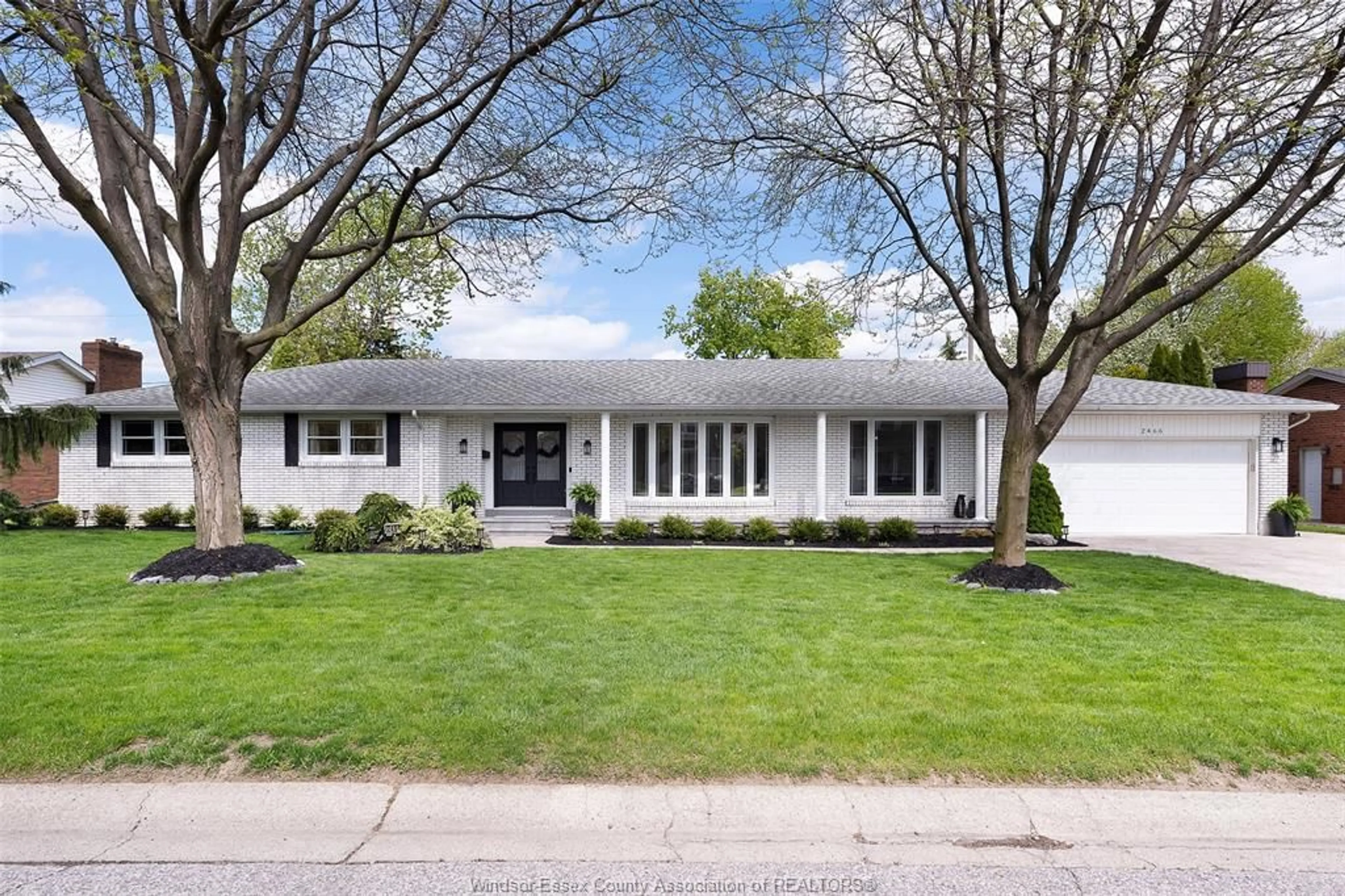 Home with brick exterior material, street for 2466 CURRY Ave, Windsor Ontario N9E 2S5