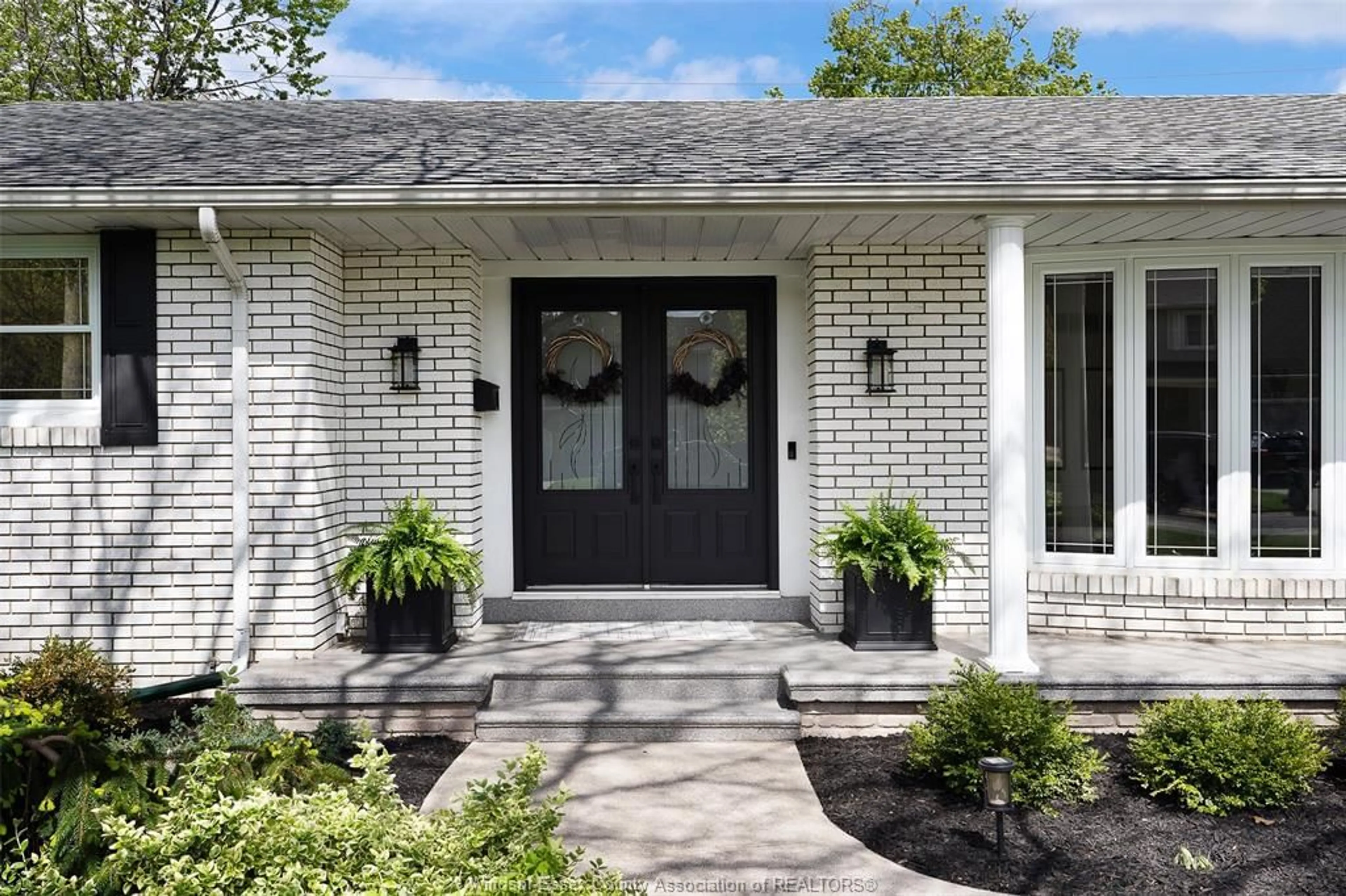 Home with brick exterior material, street for 2466 CURRY Ave, Windsor Ontario N9E 2S5