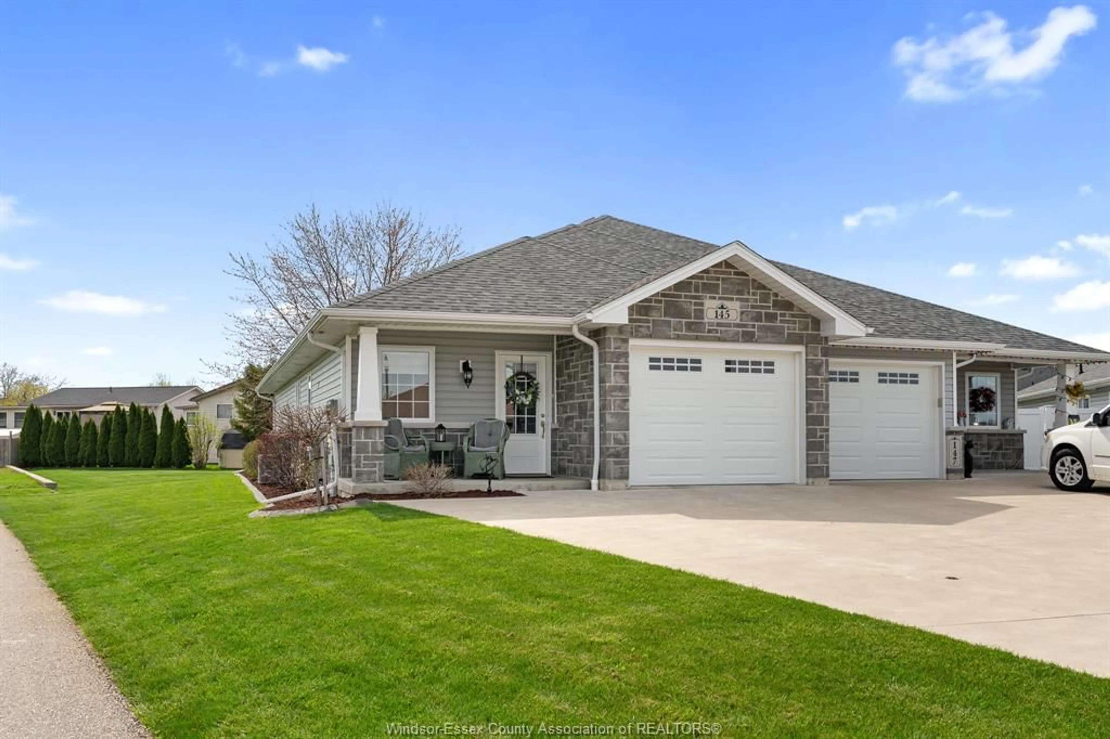 Home with vinyl exterior material, street for 145 MEADOWVIEW Ave, Amherstburg Ontario N9V 0E9