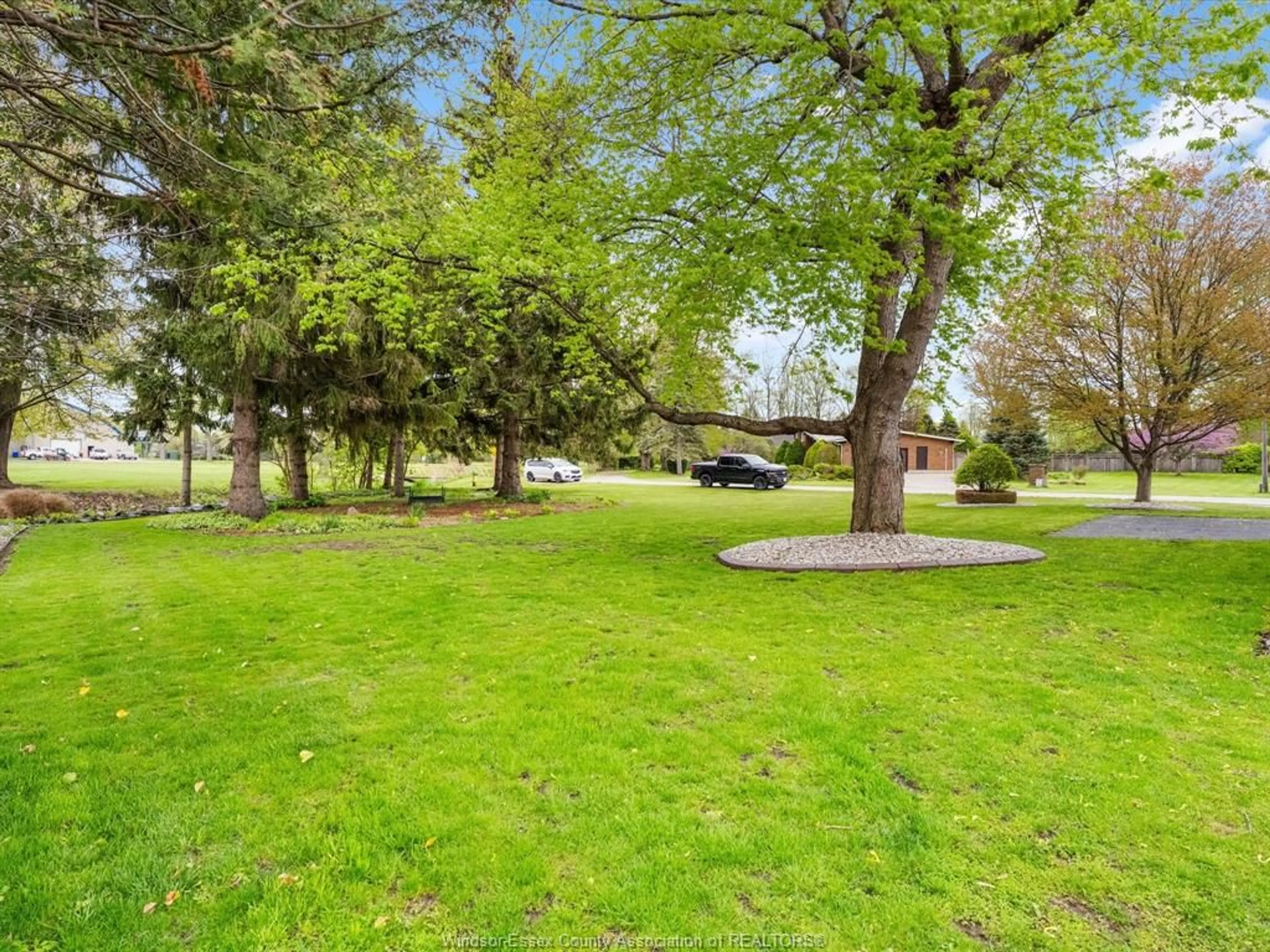 A pic from outside/outdoor area/front of a property/back of a property/a pic from drone, forest/trees view for V/L KAEL, Harrow Ontario N0R 1G0