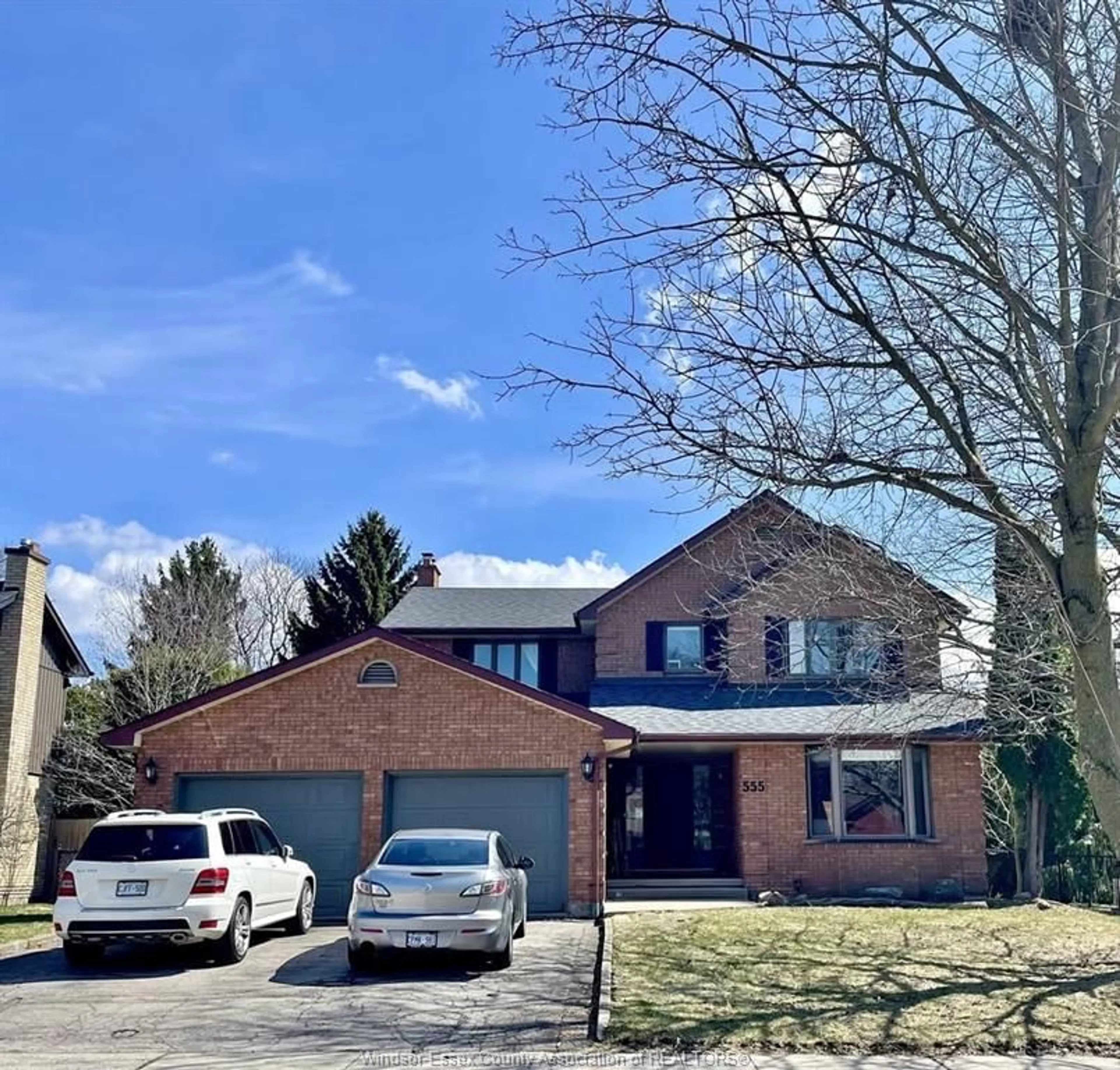 Home with brick exterior material, street for 555 JEFFREYBROOK Dr, London Ontario N8X 2S3