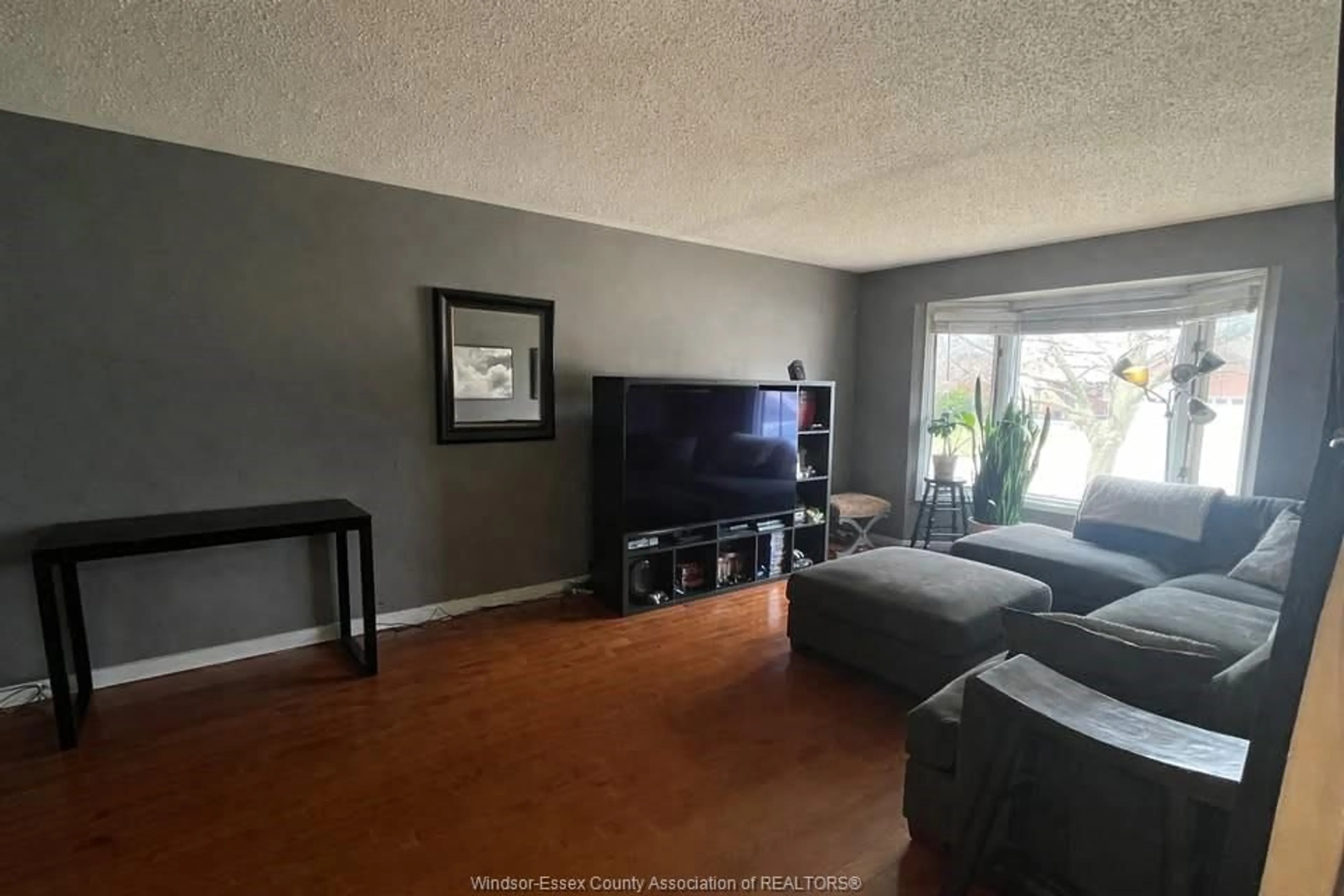A pic of a room for 555 JEFFREYBROOK Dr, London Ontario N8X 2S3