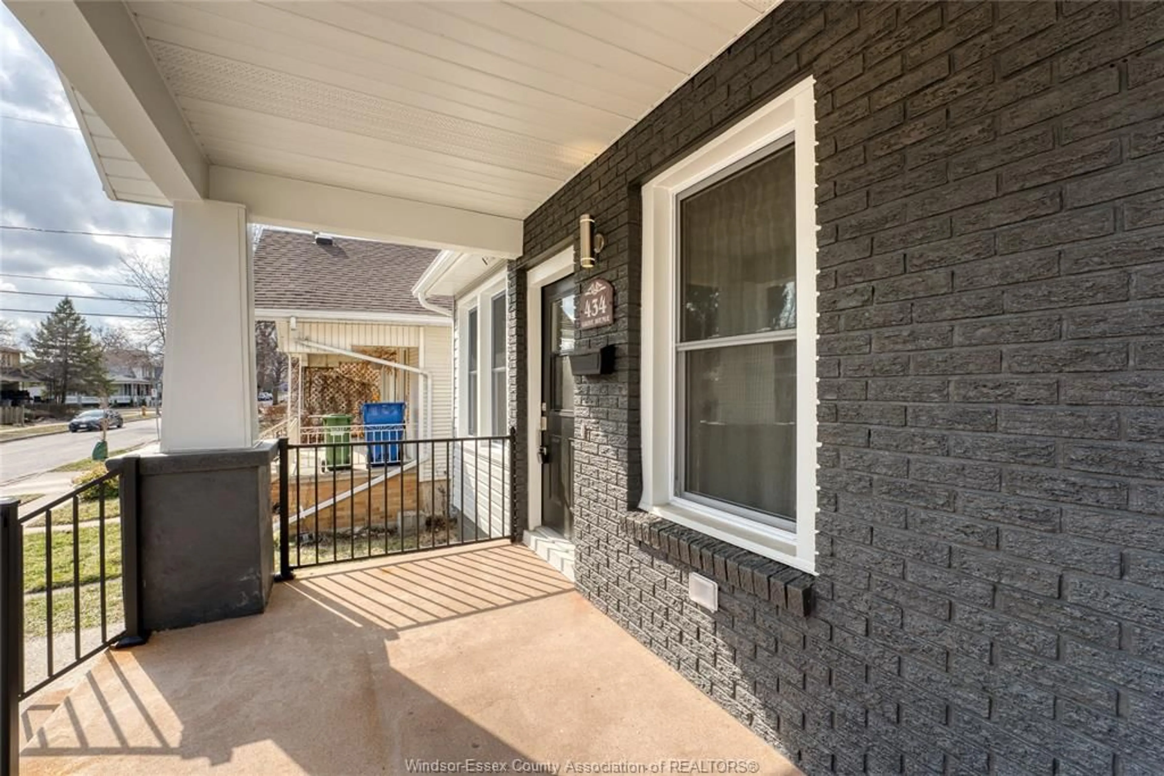 Home with brick exterior material, street for 434 GROVE Ave, Windsor Ontario N9A 6G2