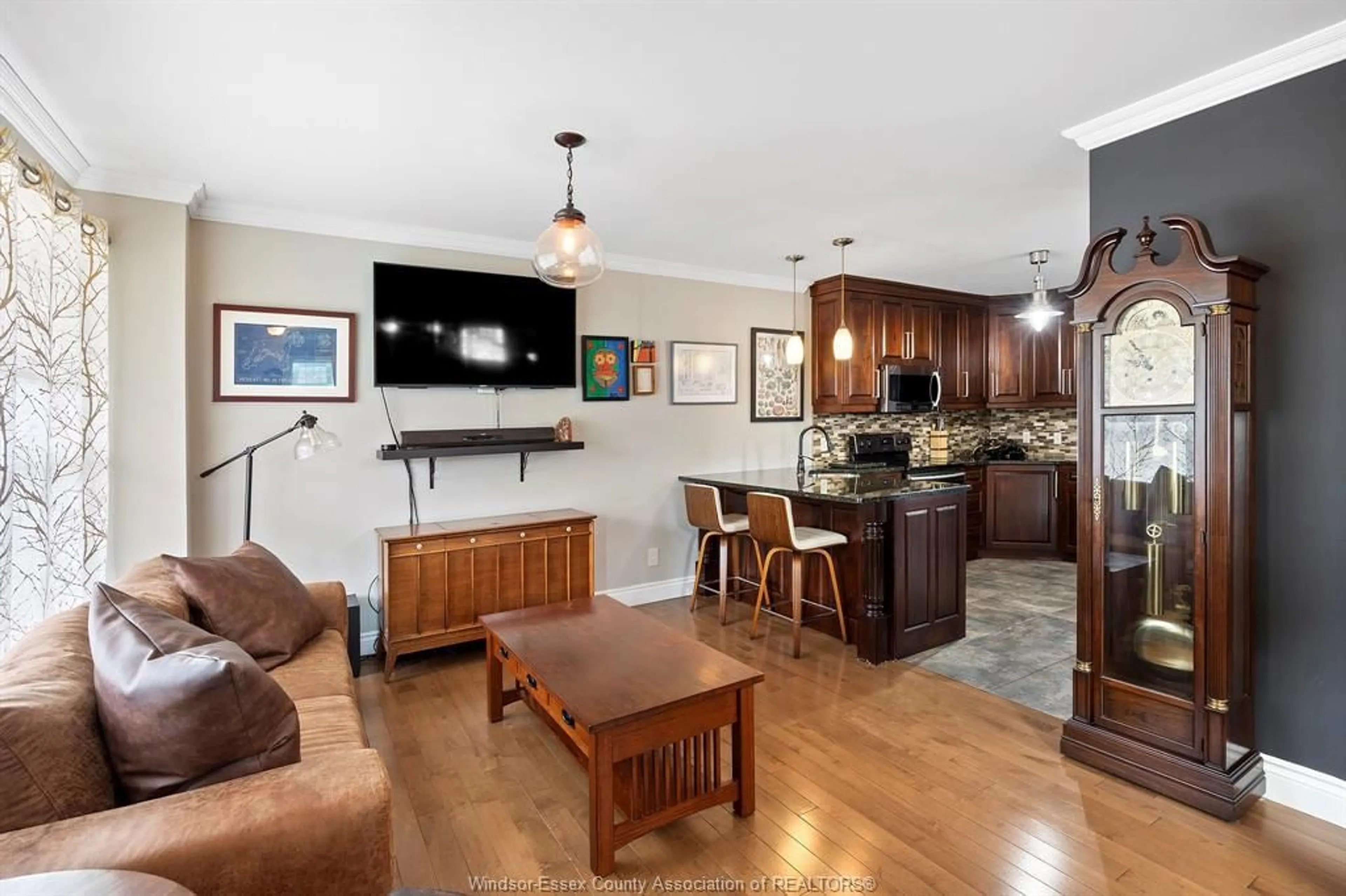 Open concept kitchen, unknown for 108 MONTROSE St, Windsor Ontario N8X 1A3