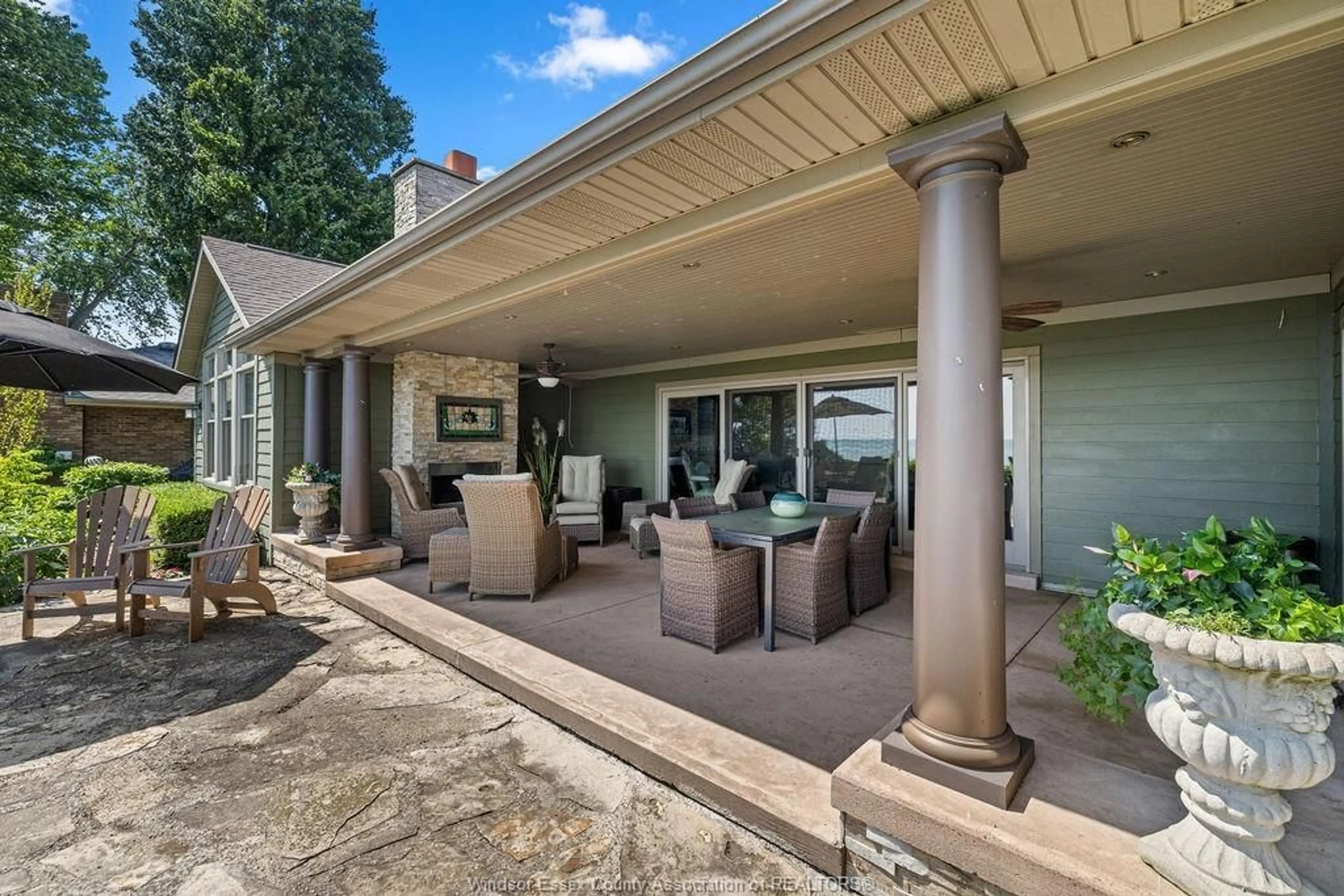 Patio, water/lake/river/ocean view for 1695 HERITAGE, Kingsville Ontario N9Y 2E6