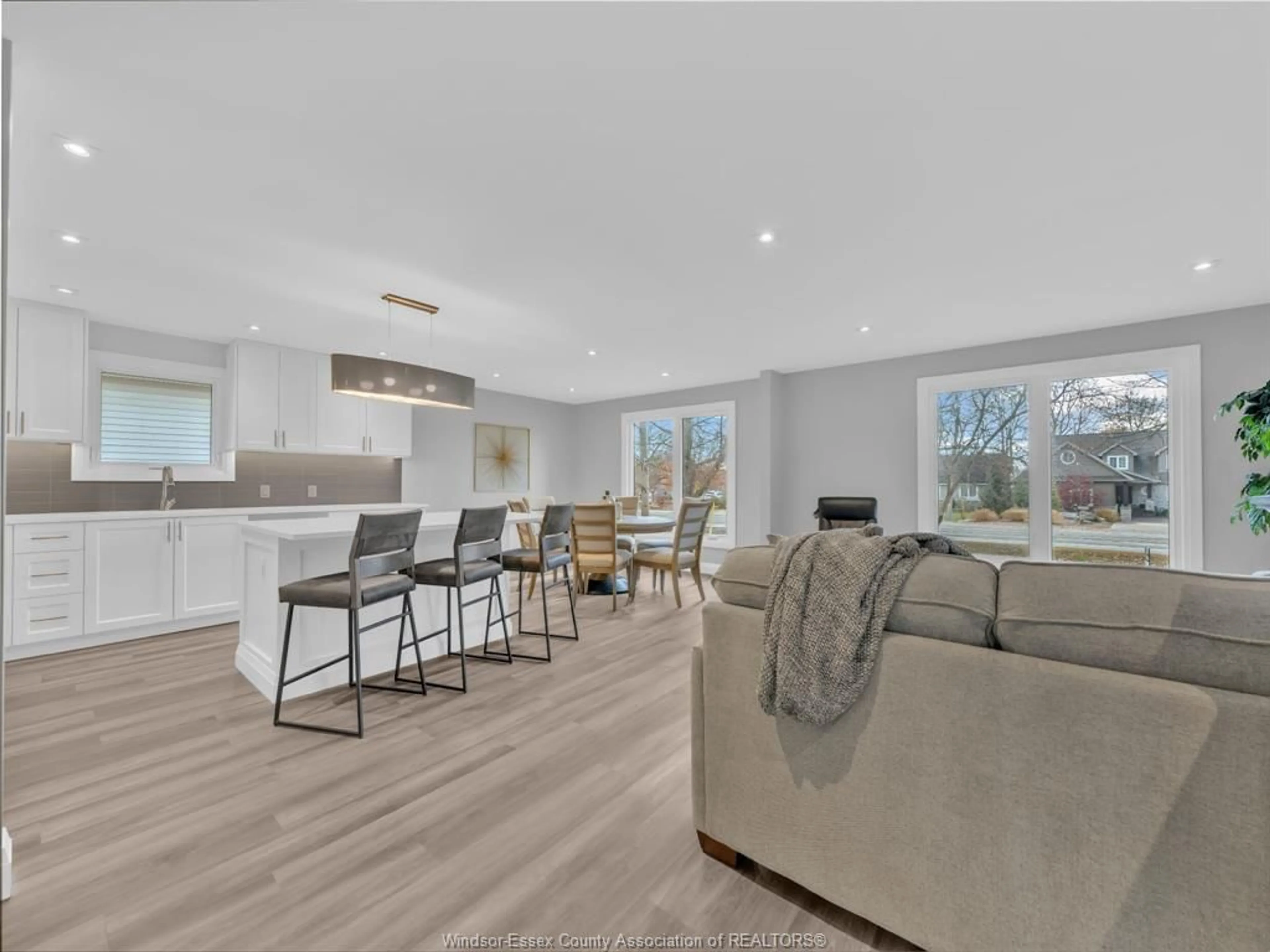 Open concept kitchen, wood/laminate floor for 332 Heritage Rd, Kingsville Ontario N9Y 3G21