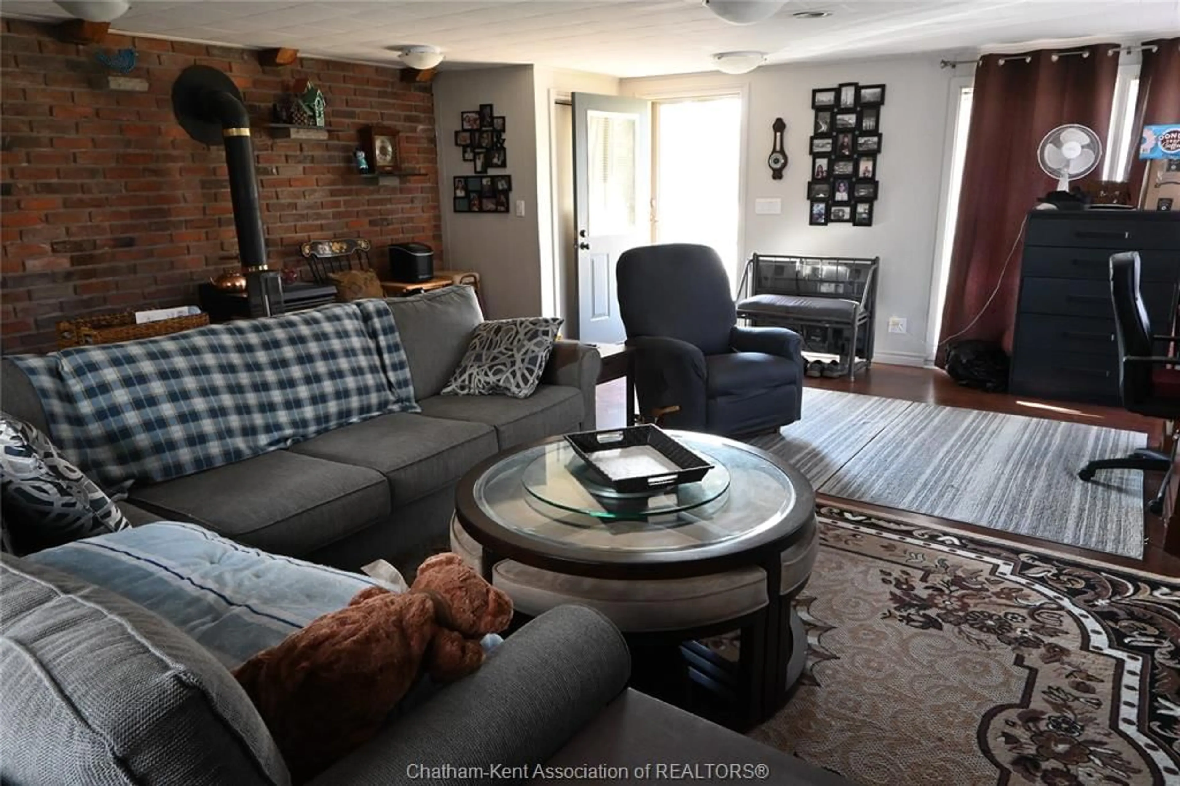 Living room with furniture, unknown for 2 Freda St, Ridgetown Ontario N0P 2C0