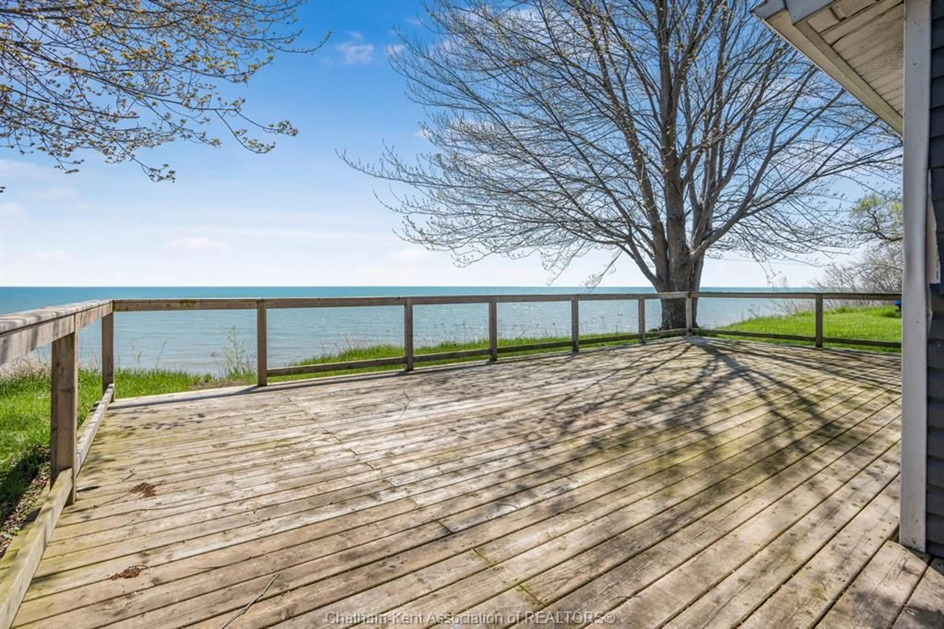 Patio, water/lake/river/ocean view for 1628 TILTON Line, Wheatley Ontario N0P 2P0
