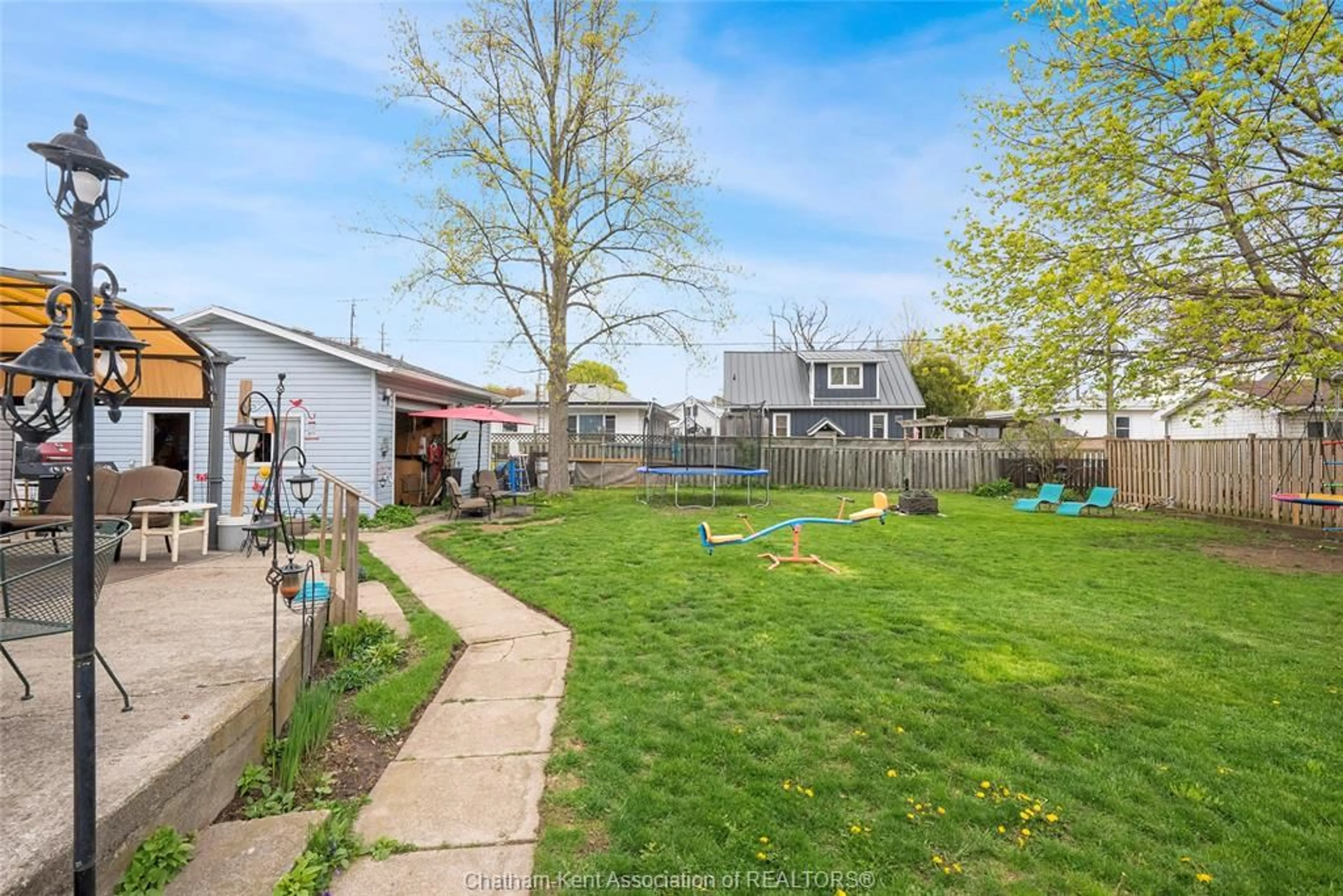 A pic from outside/outdoor area/front of a property/back of a property/a pic from drone, street for 41 Chatham St, Blenheim Ontario N0P 1A0