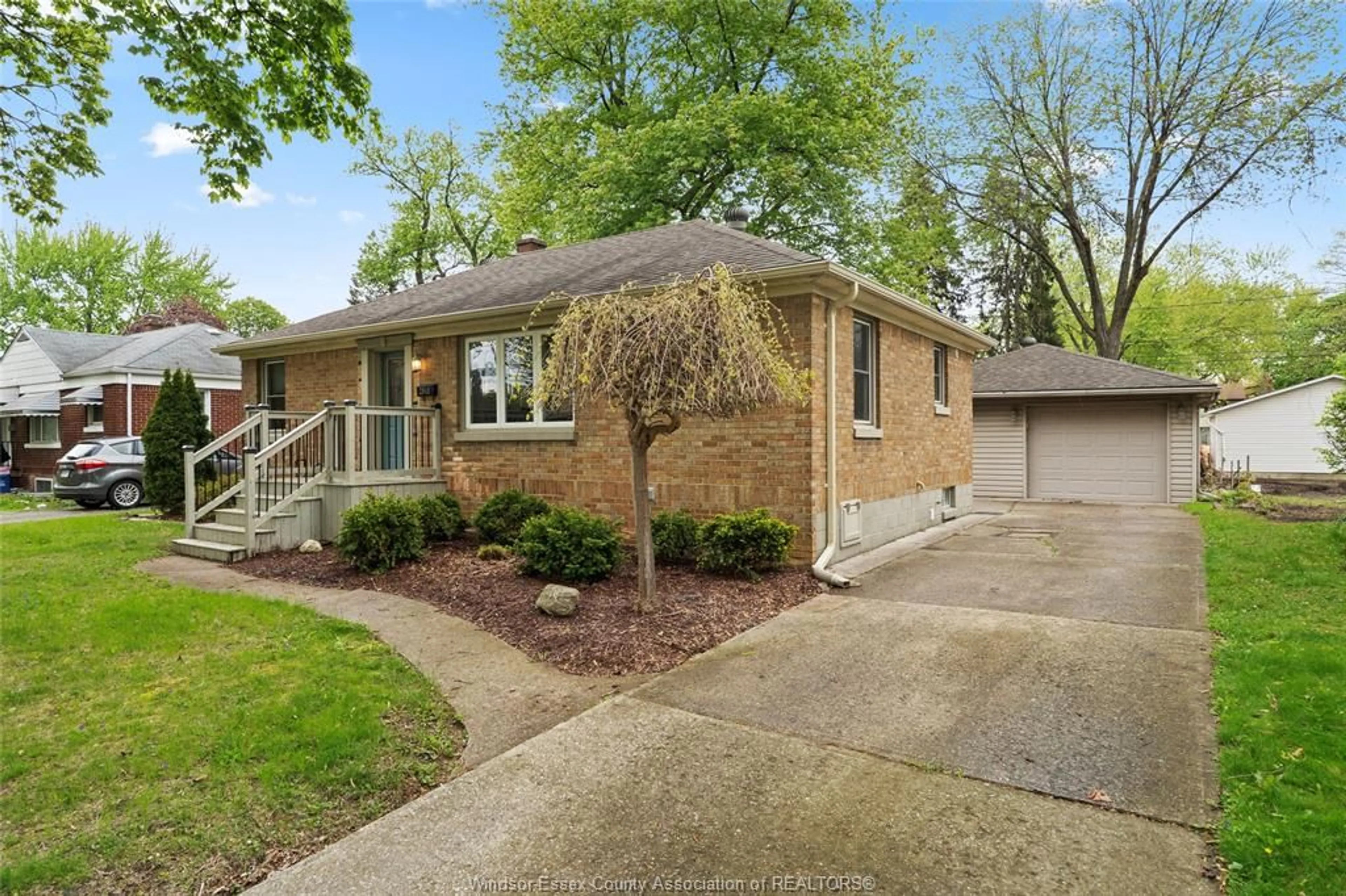 Home with brick exterior material, street for 2940 RANDOLPH Ave, Windsor Ontario N8E 3E2