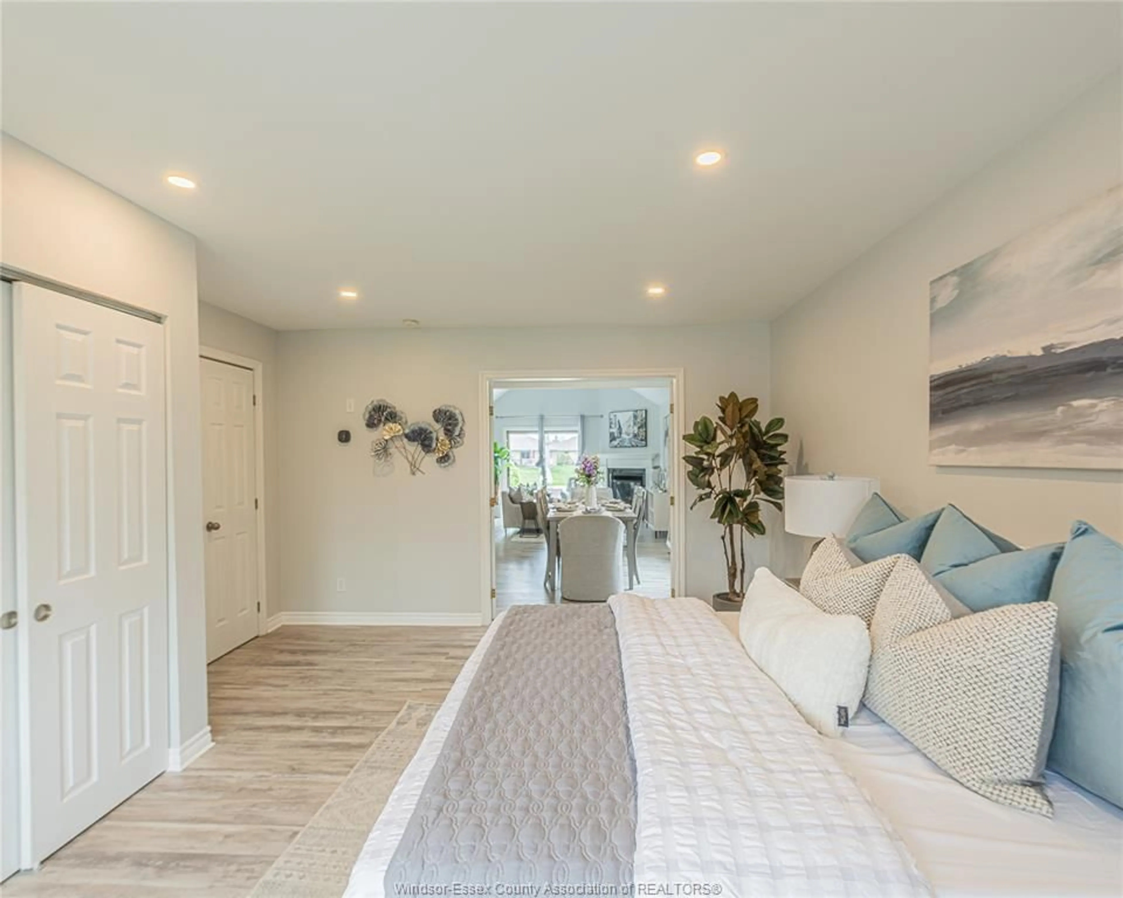 A pic of a room for 1257 IMPERIAL, Windsor Ontario N9G 2T5