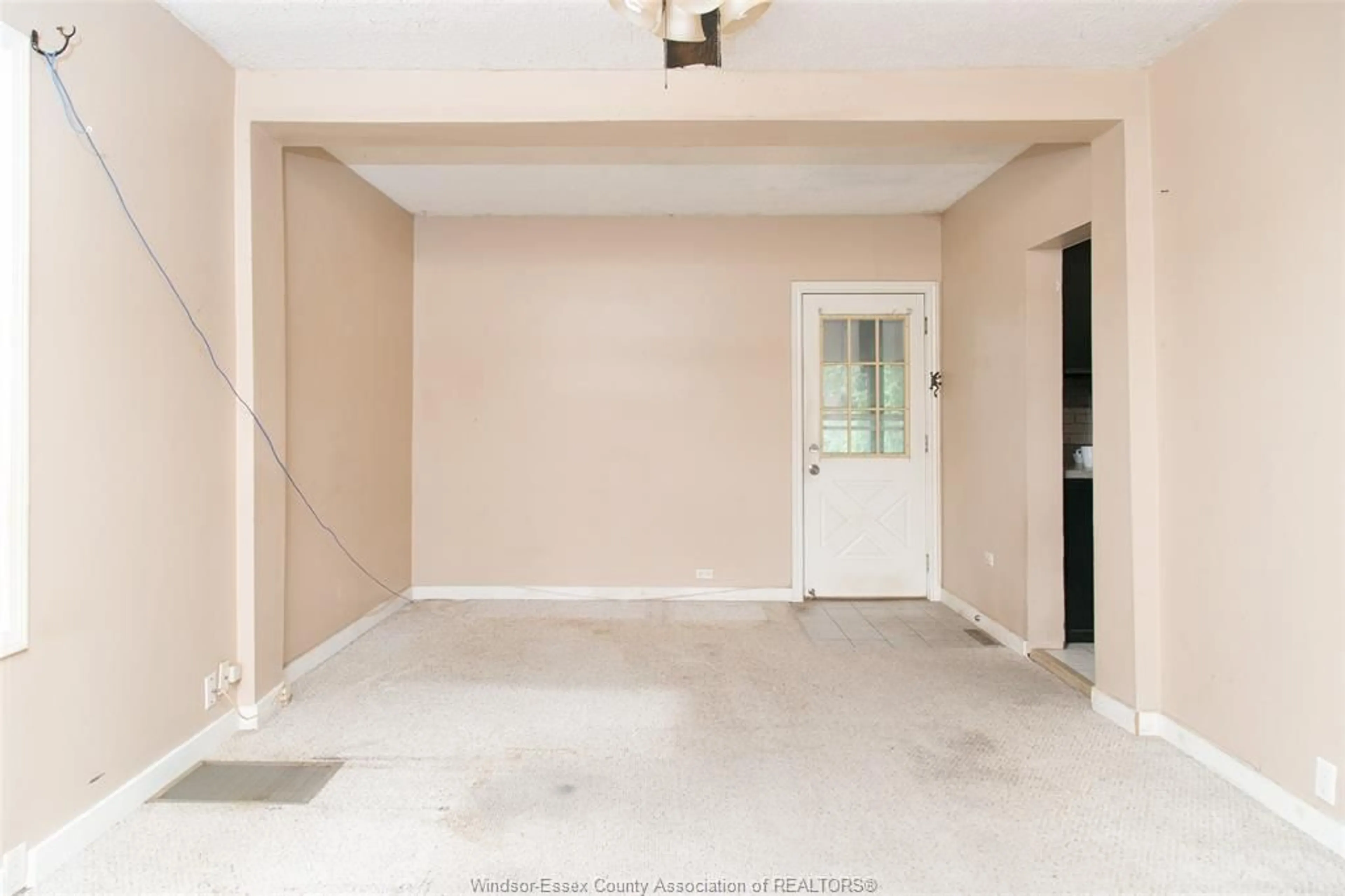 Unknown for 1455 MOY Ave, Windsor Ontario N8X 4S7