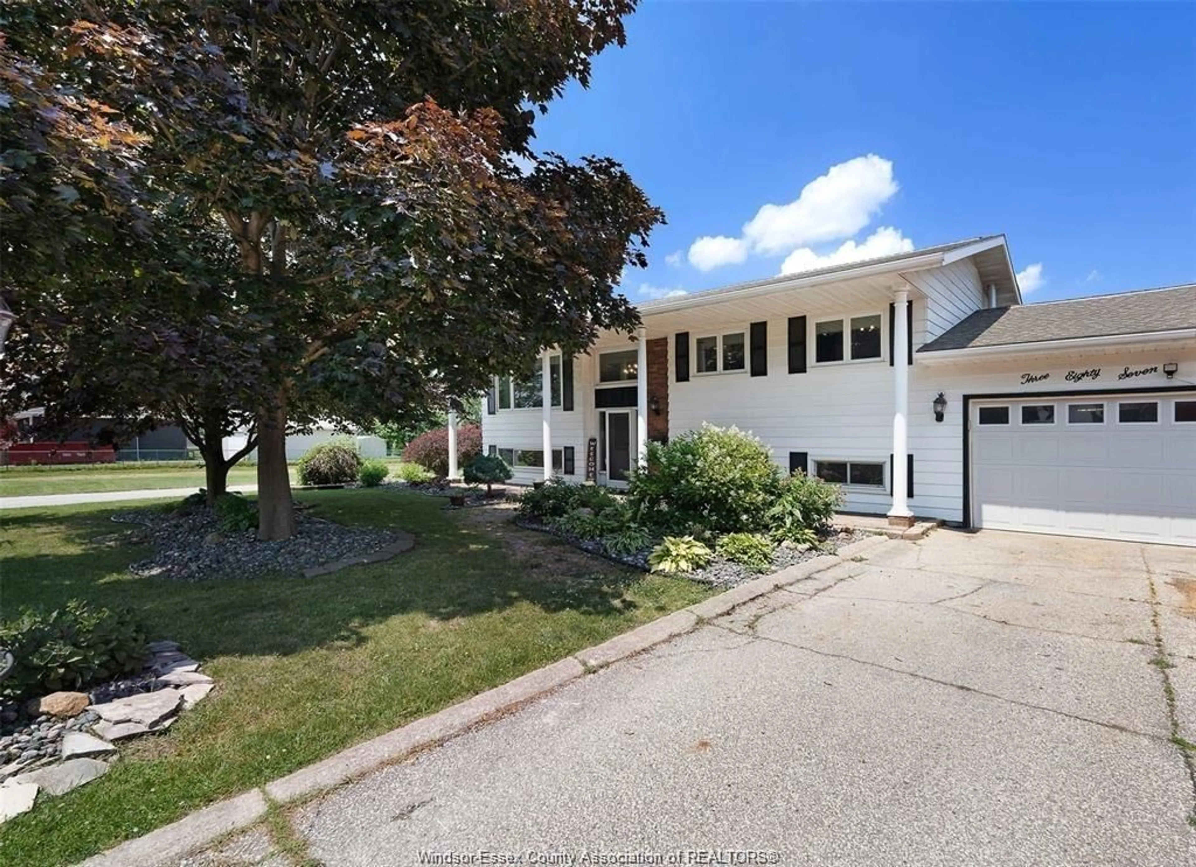Home with vinyl exterior material, street for 387 REAUME Rd, LaSalle Ontario N9J 1B2