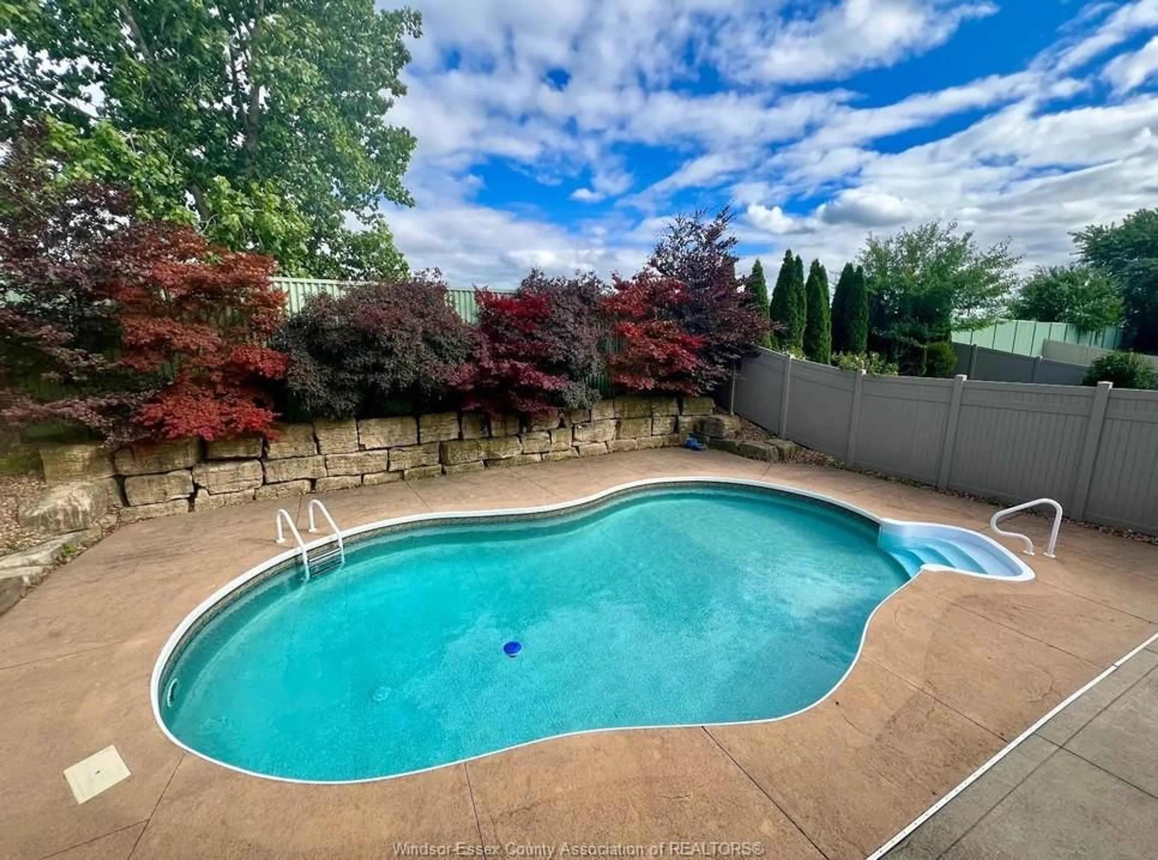 Pool for 3729 DEERBROOK Dr, Windsor Ontario N8R 2E6