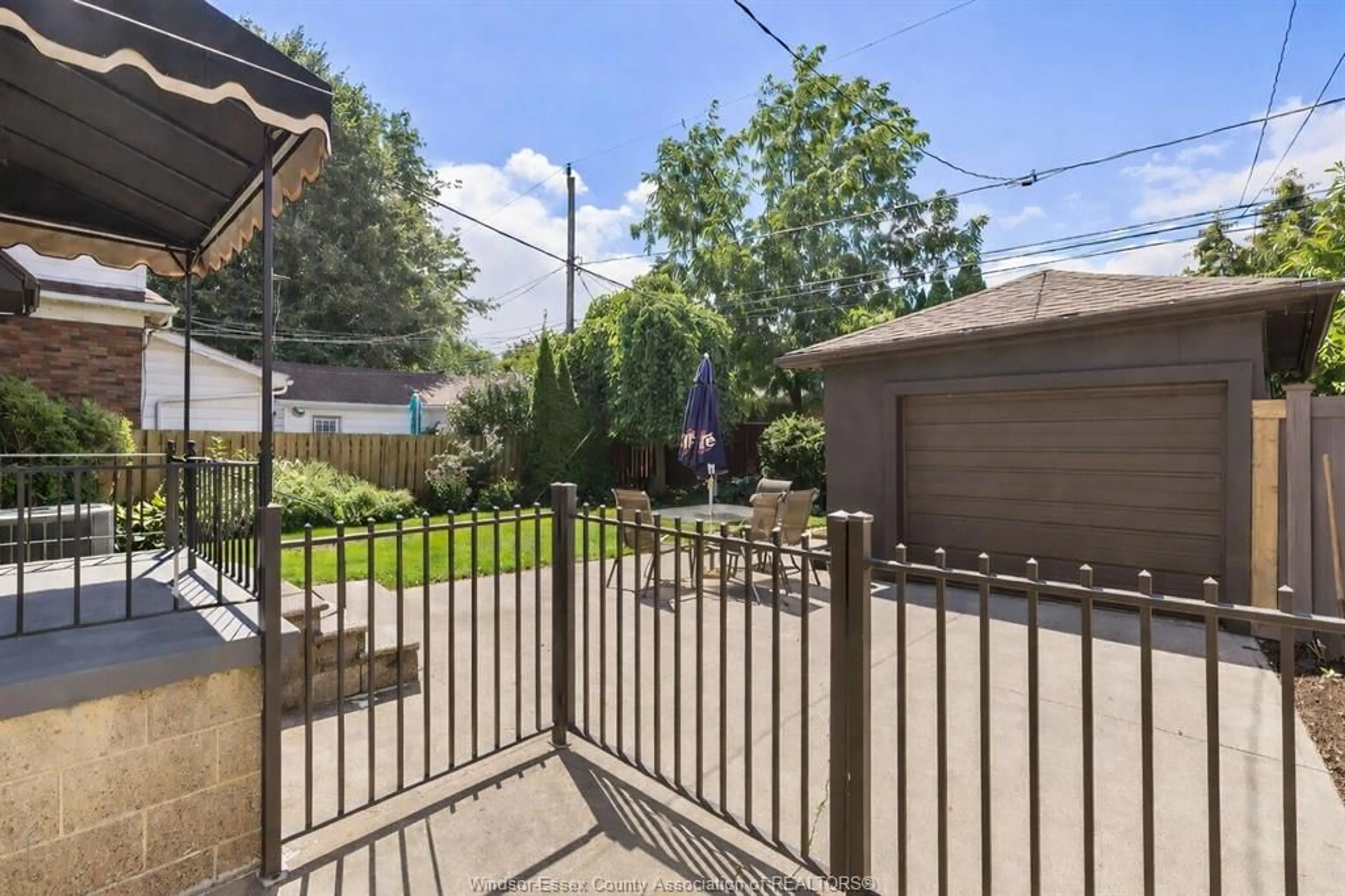 Patio, street for 2333 CHILVER, Windsor Ontario N8W 2V6
