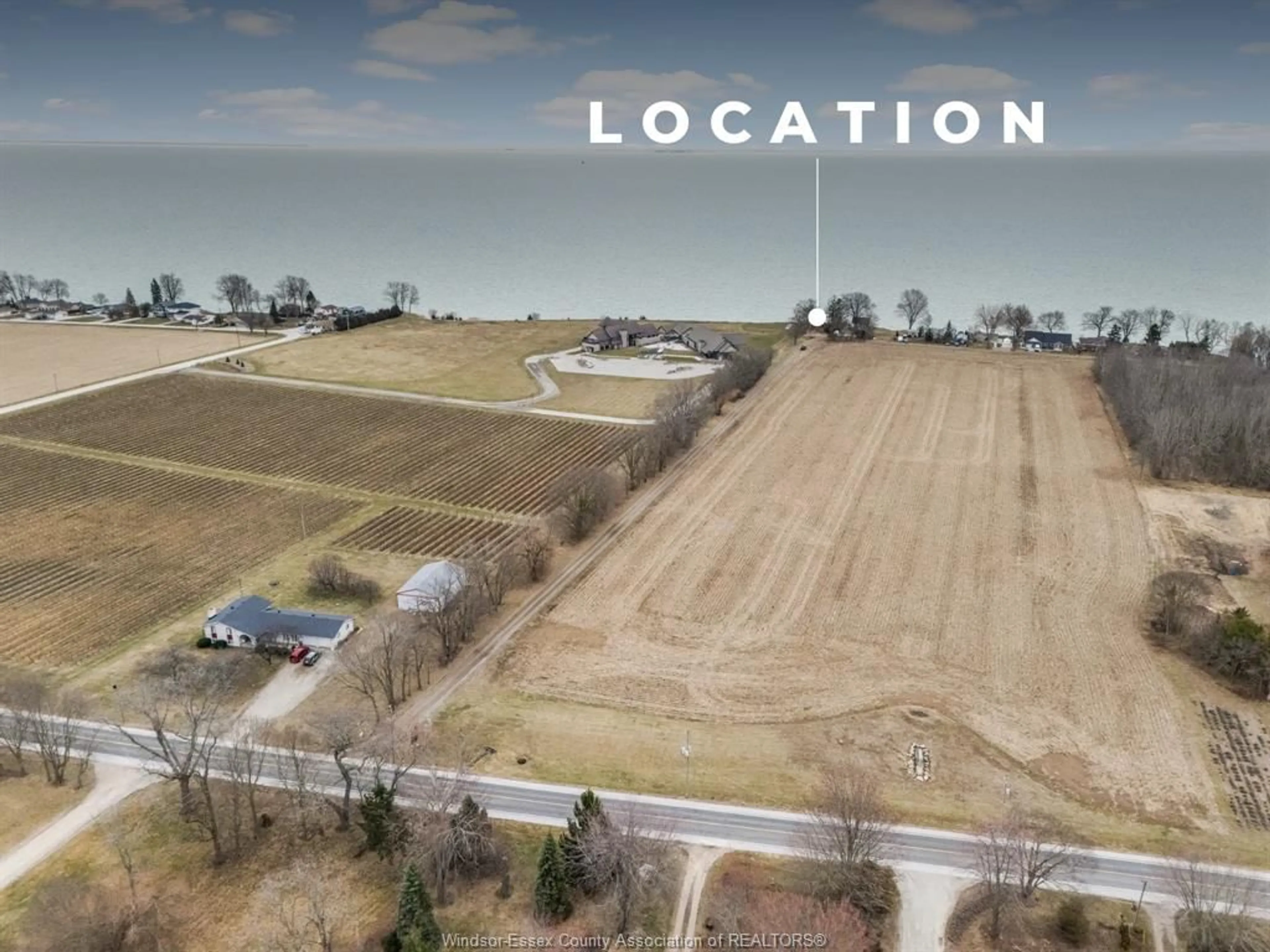 A pic from outside/outdoor area/front of a property/back of a property/a pic from drone, building for 147 Howe, Essex Ontario N0R 1G0