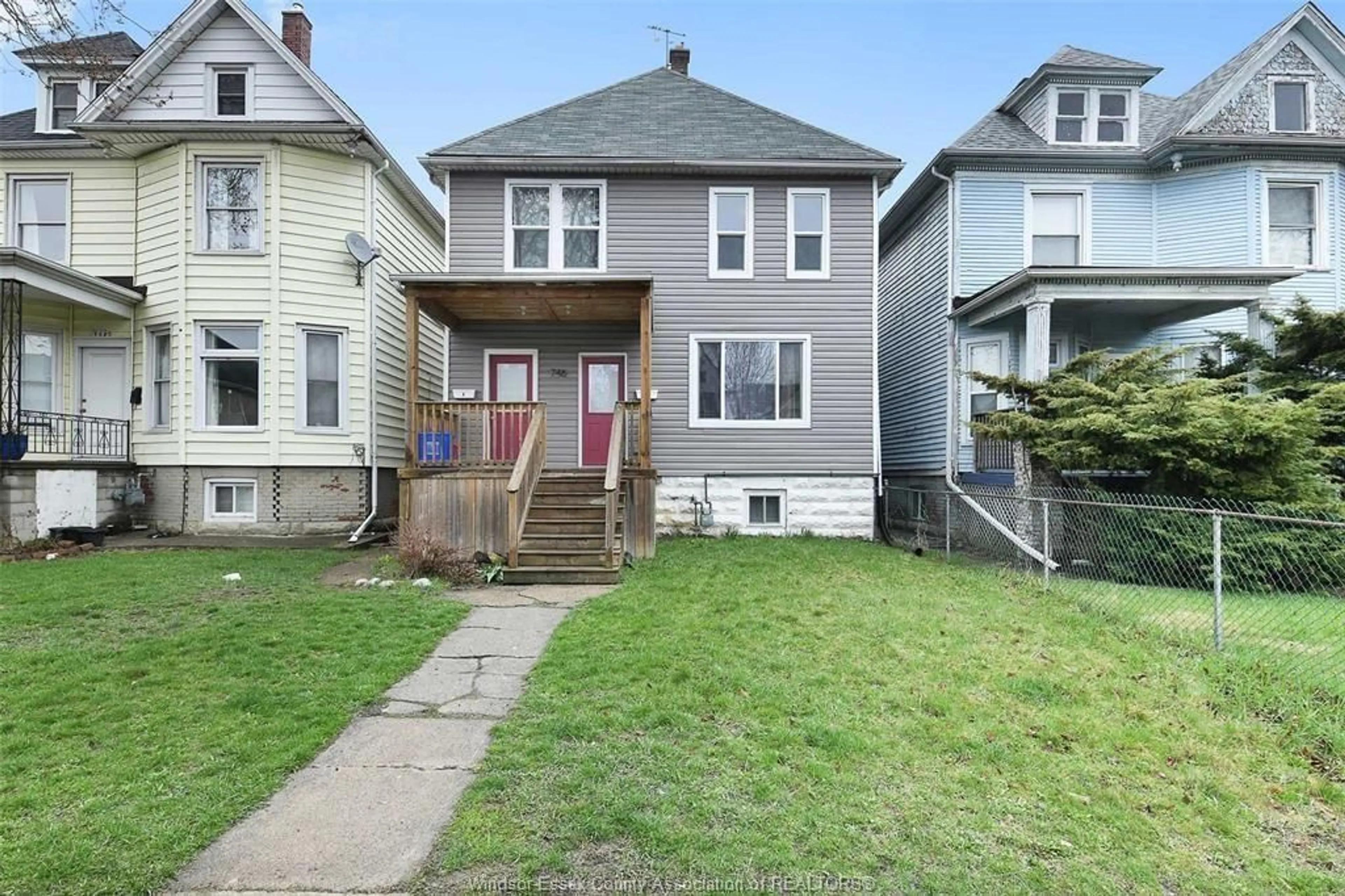 Unknown for 746 DOUGALL Ave, Windsor Ontario N9A 4P8