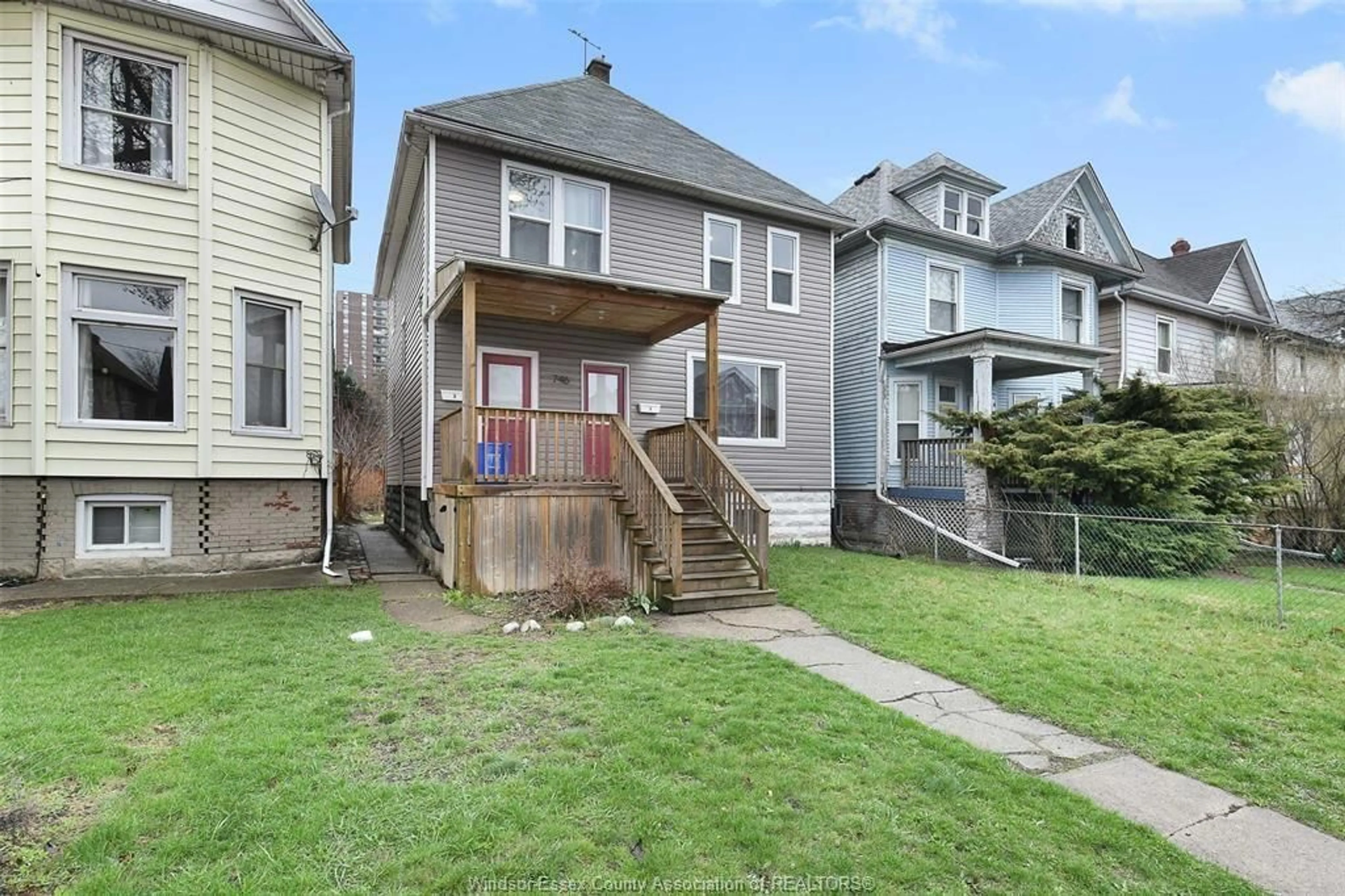 Unknown for 746 DOUGALL Ave, Windsor Ontario N9A 4P8