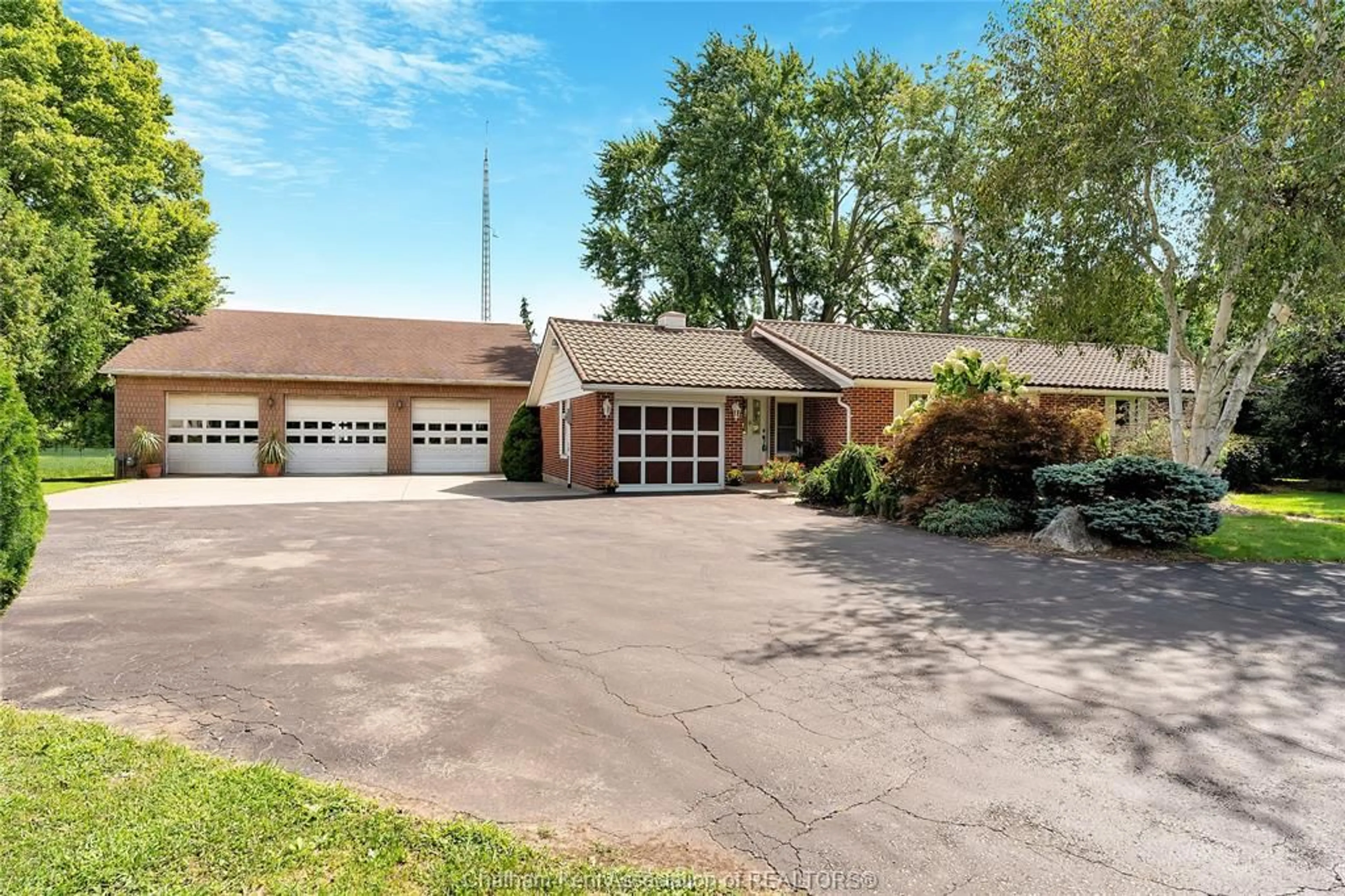 Unknown for 12980 LONGWOODS Rd, Thamesville Ontario N0P 2K0