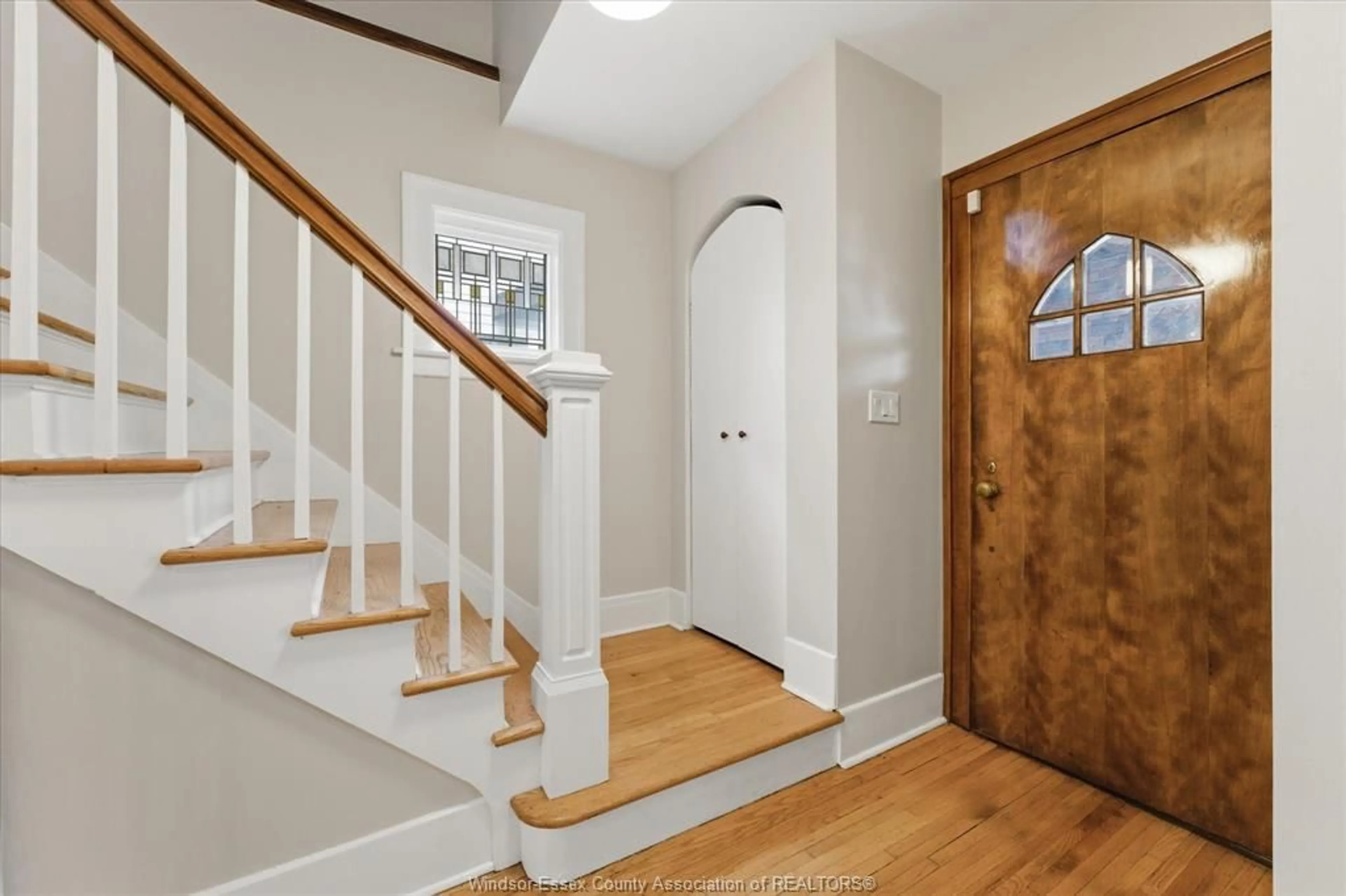 Indoor entryway for 2151 Chilver Rd, Windsor Ontario N8W 2V1