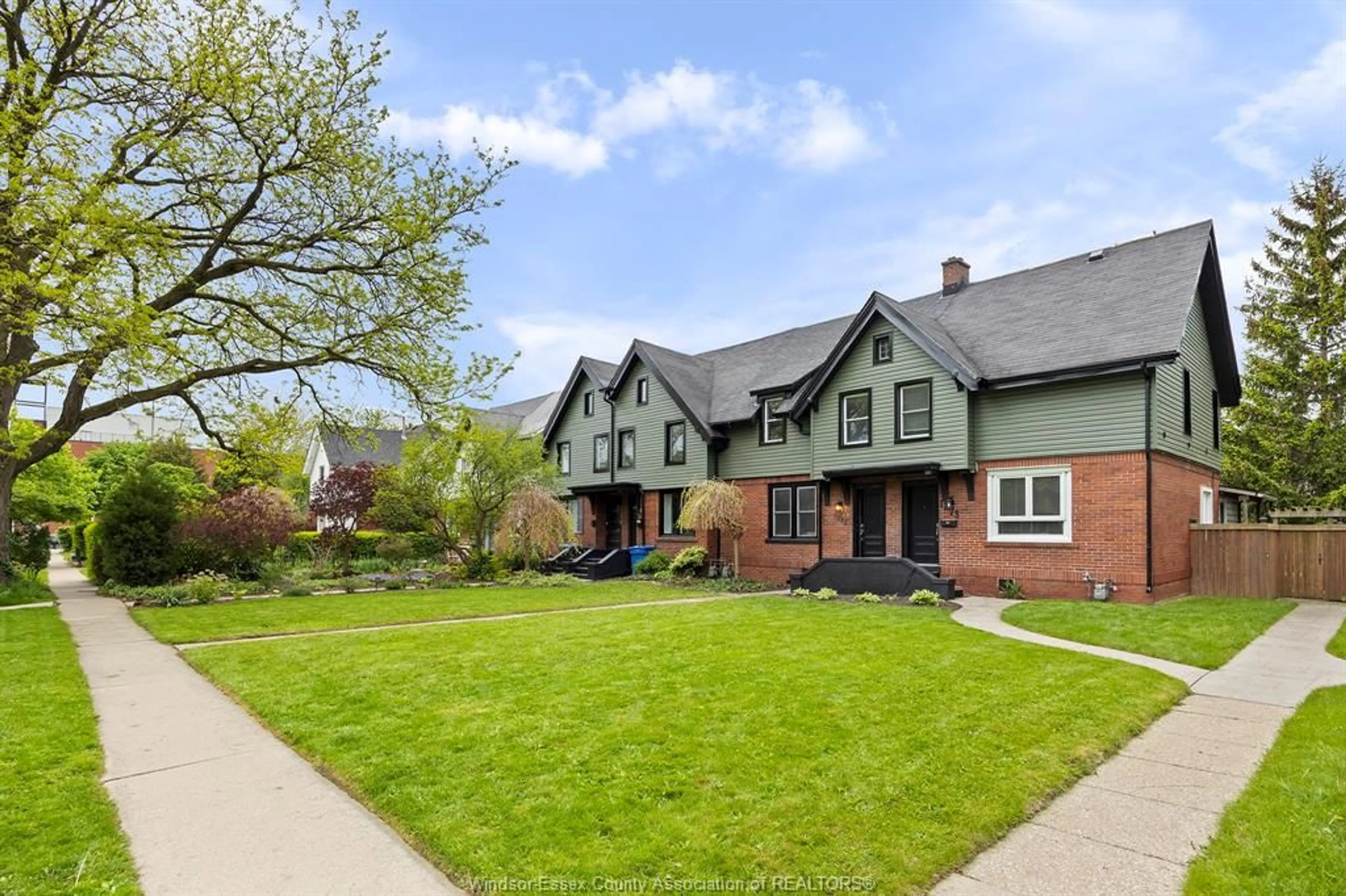 Home with brick exterior material, street for 1275 Monmouth, Windsor Ontario N8Y 3M2