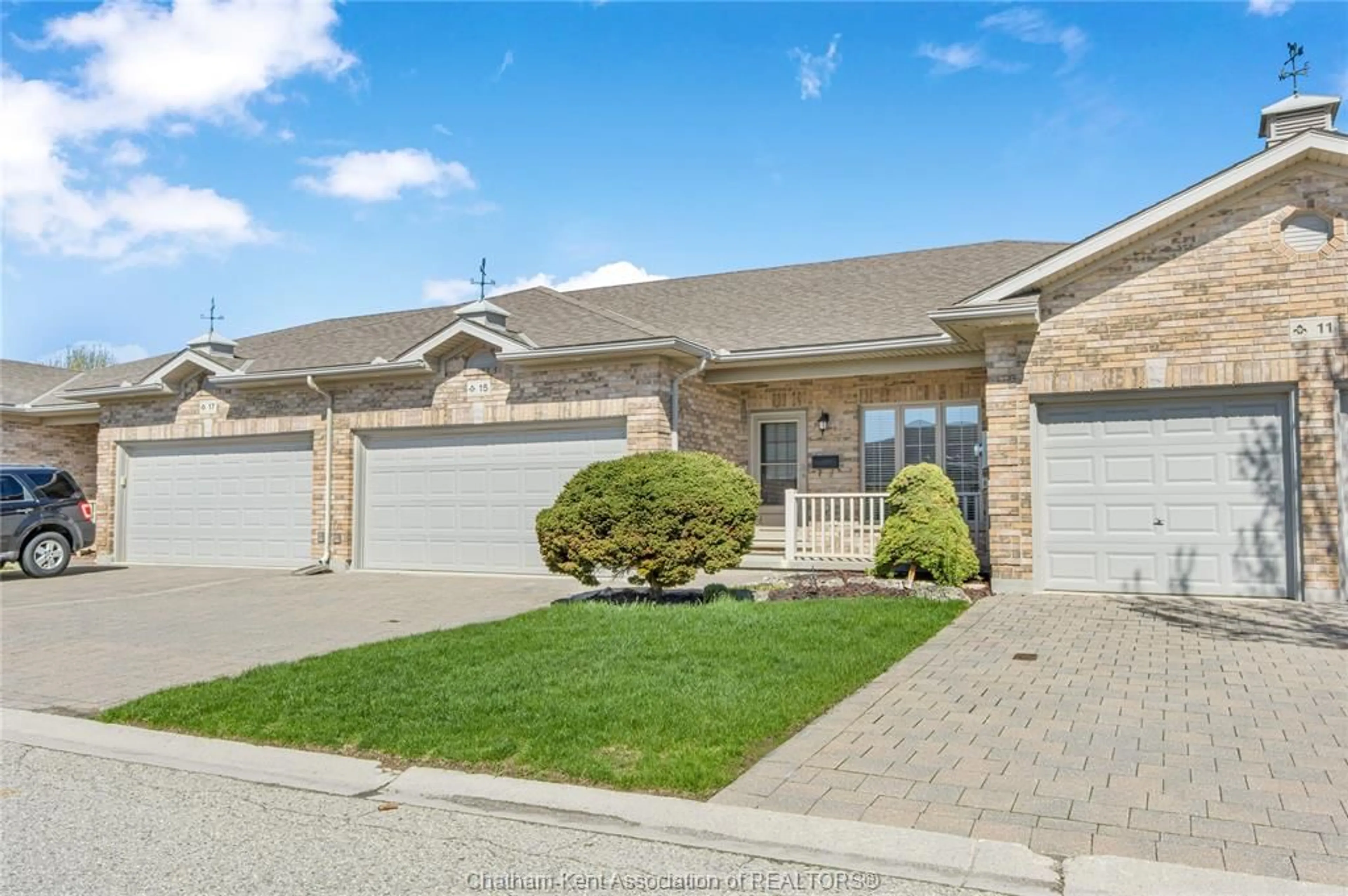 Home with brick exterior material, street for 15 HOME Pl, Chatham Ontario N7L 5P4