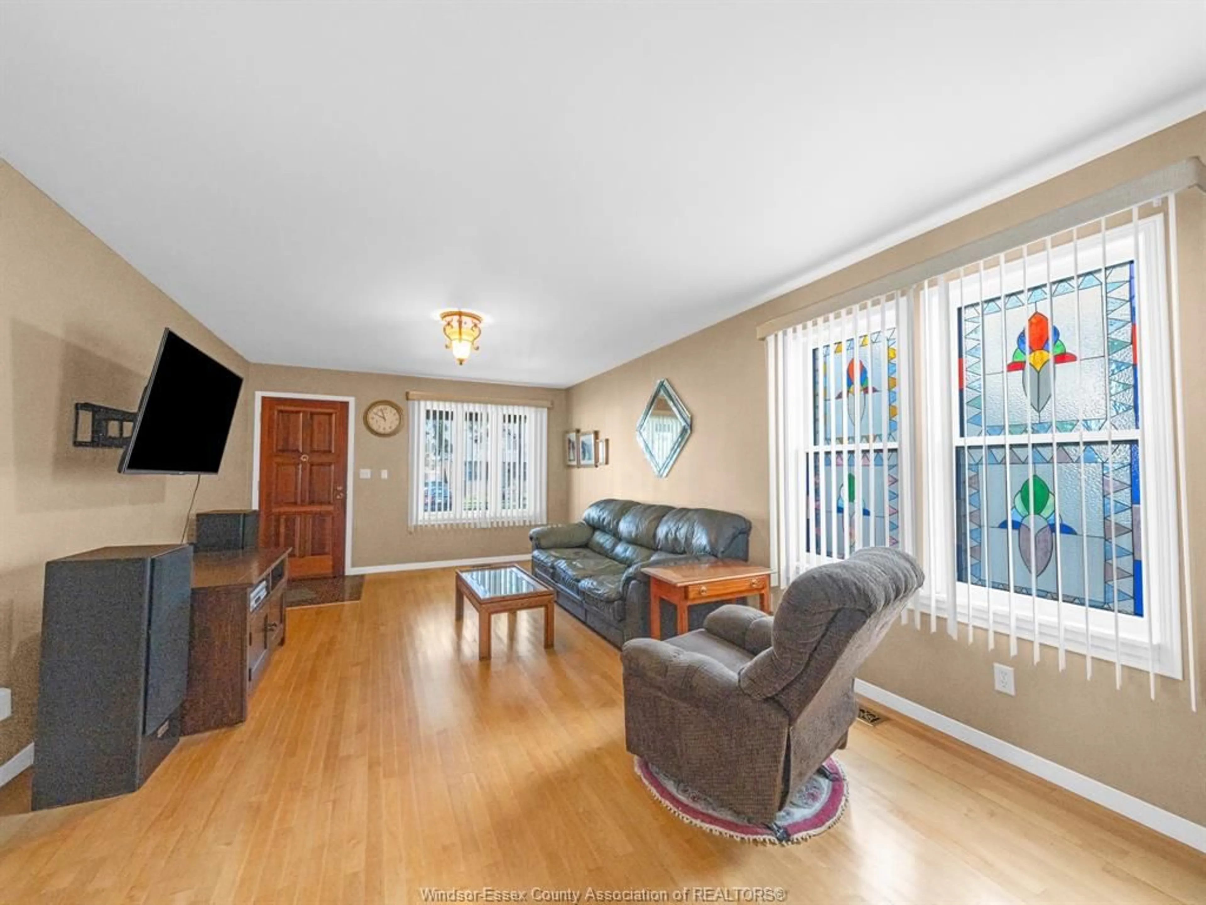 Living room with furniture, unknown for 1488 PIERRE Ave, Windsor Ontario N8X 4P3