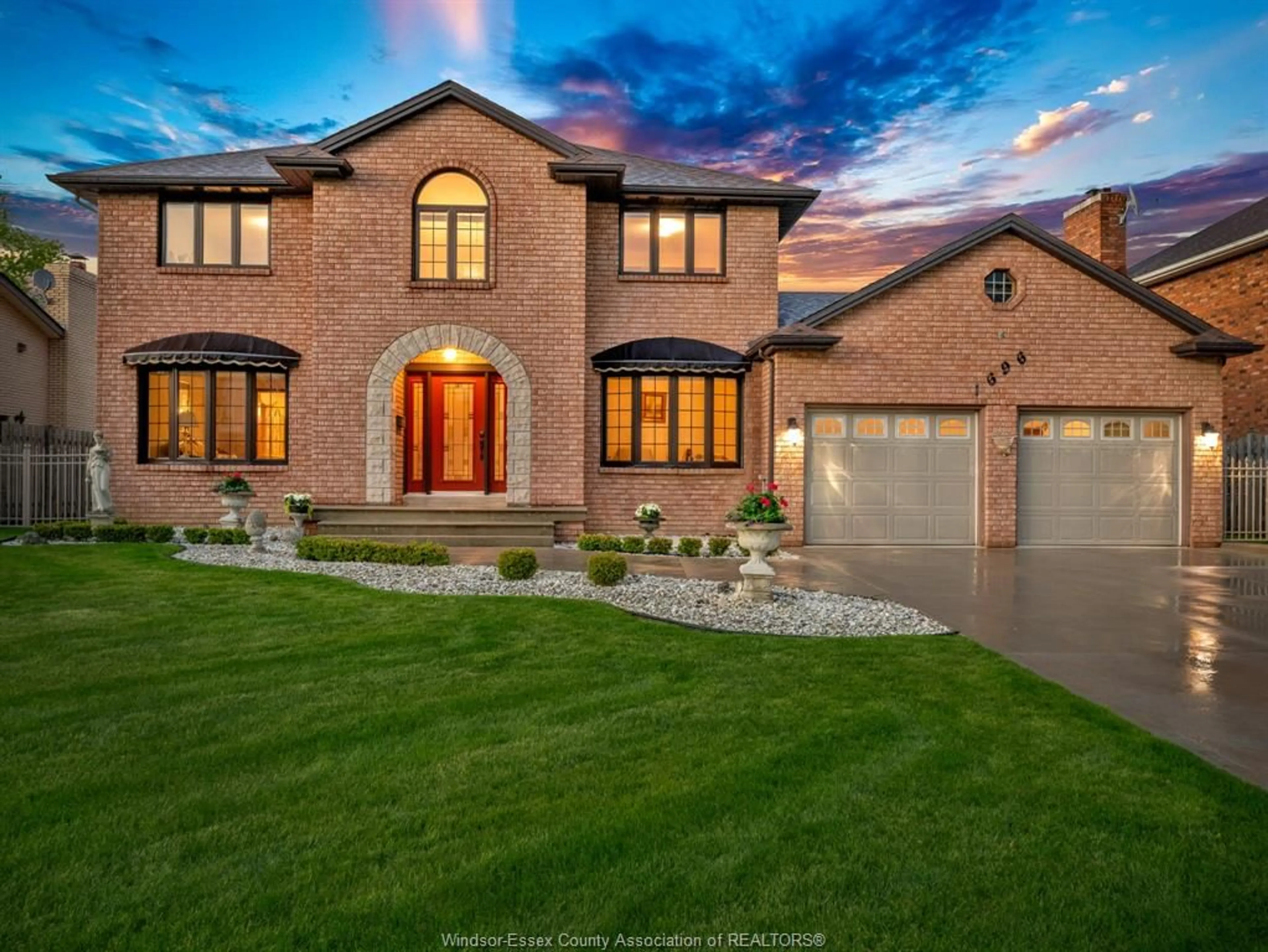 Home with brick exterior material, street for 1696 HEBERT, Tecumseh Ontario N8N 4G2