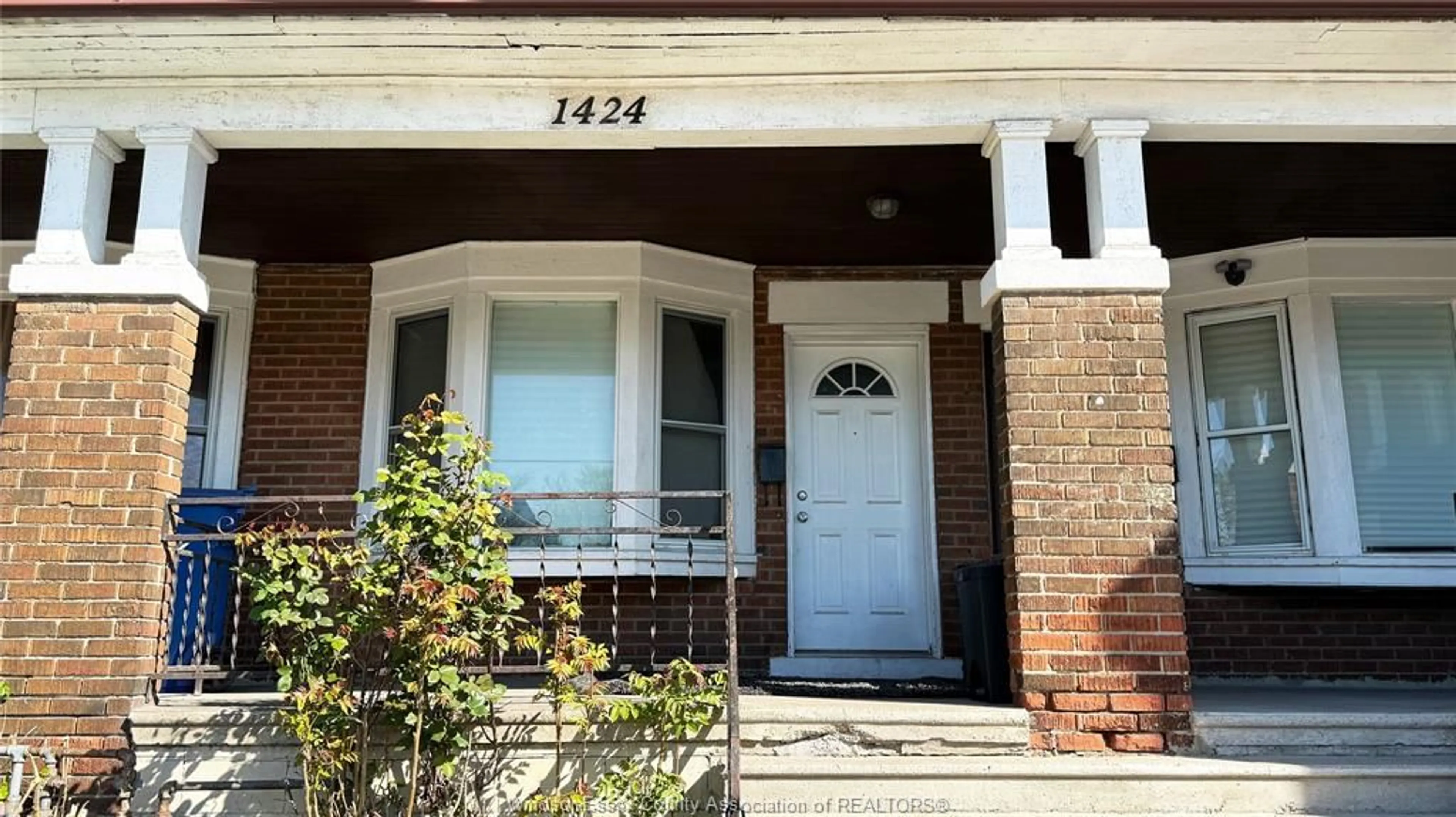 Home with brick exterior material, street for 1424 Wyandotte St, Windsor Ontario N9B 1H4