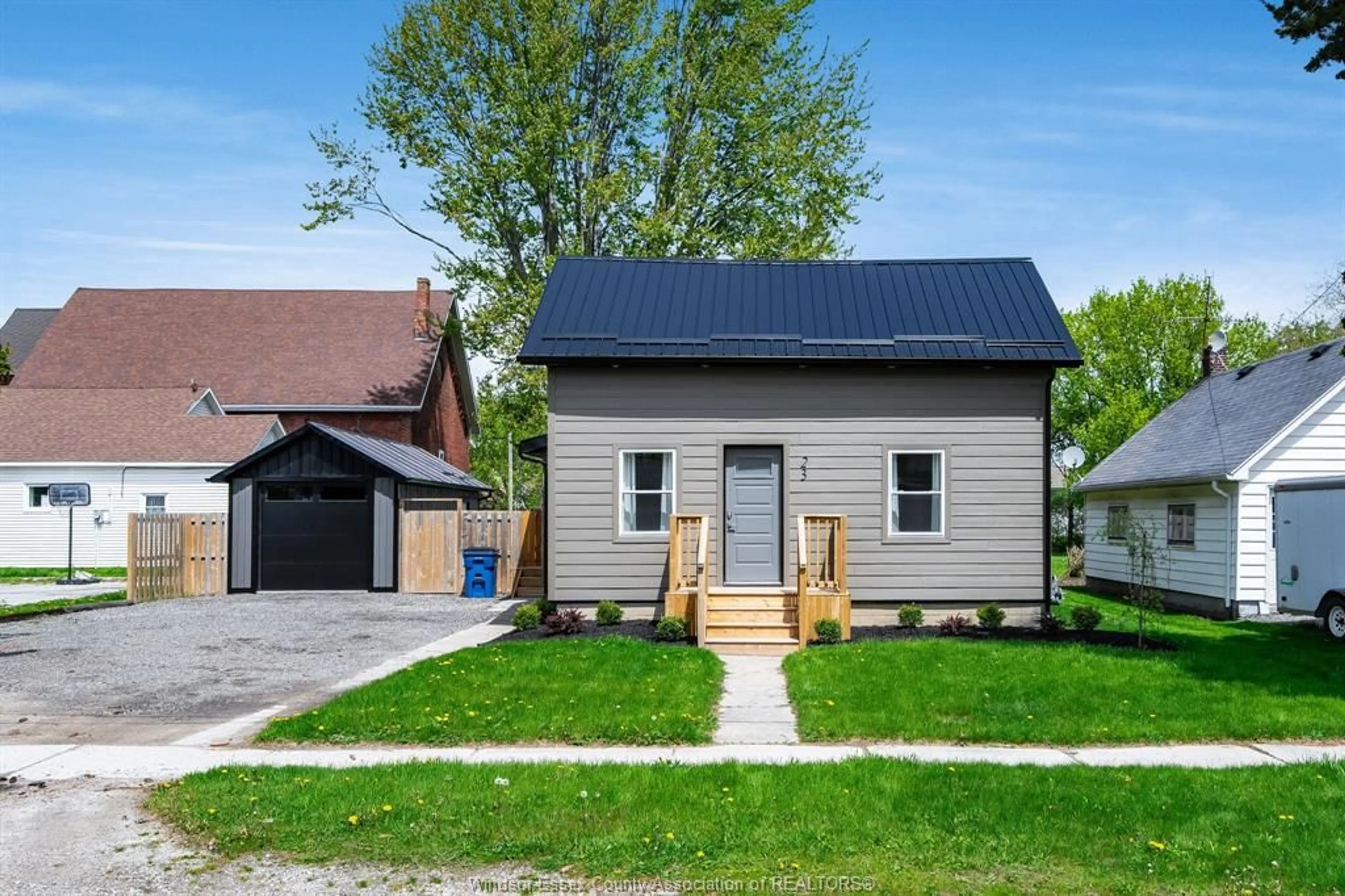 Unknown for 23 Buchanan St, Wheatley Ontario N0P 2P0