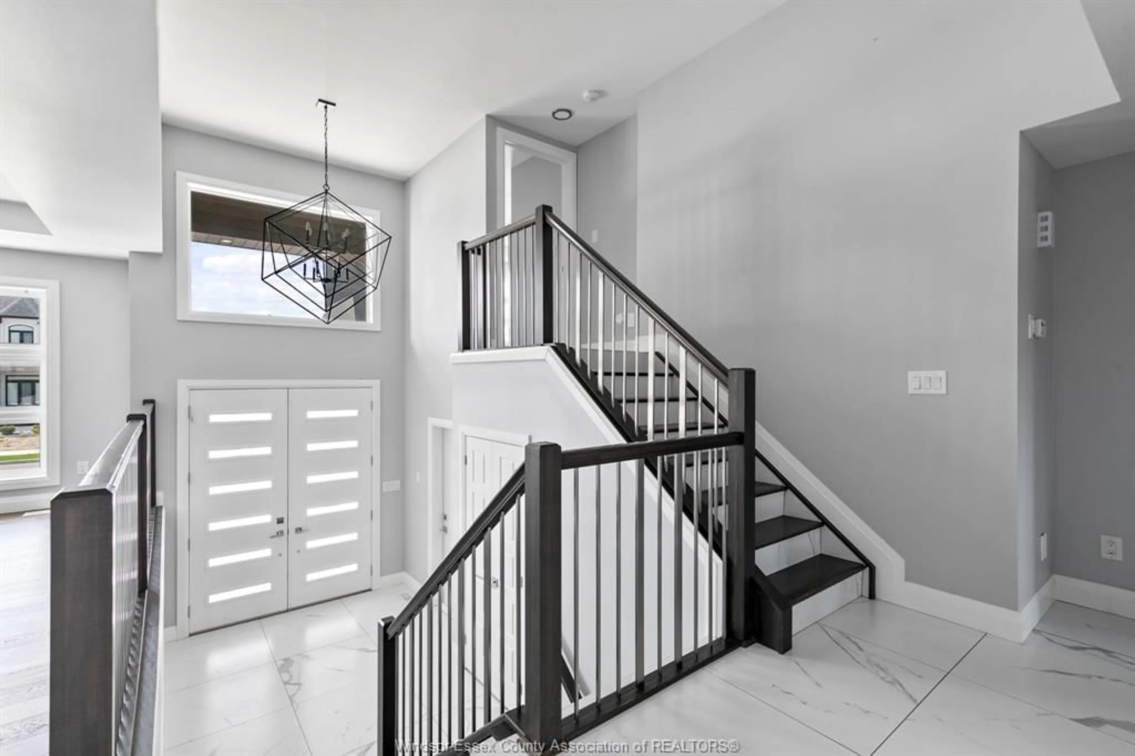 Unknown for 7370 GARNET Cres, McGregor Ontario N0R 1J0