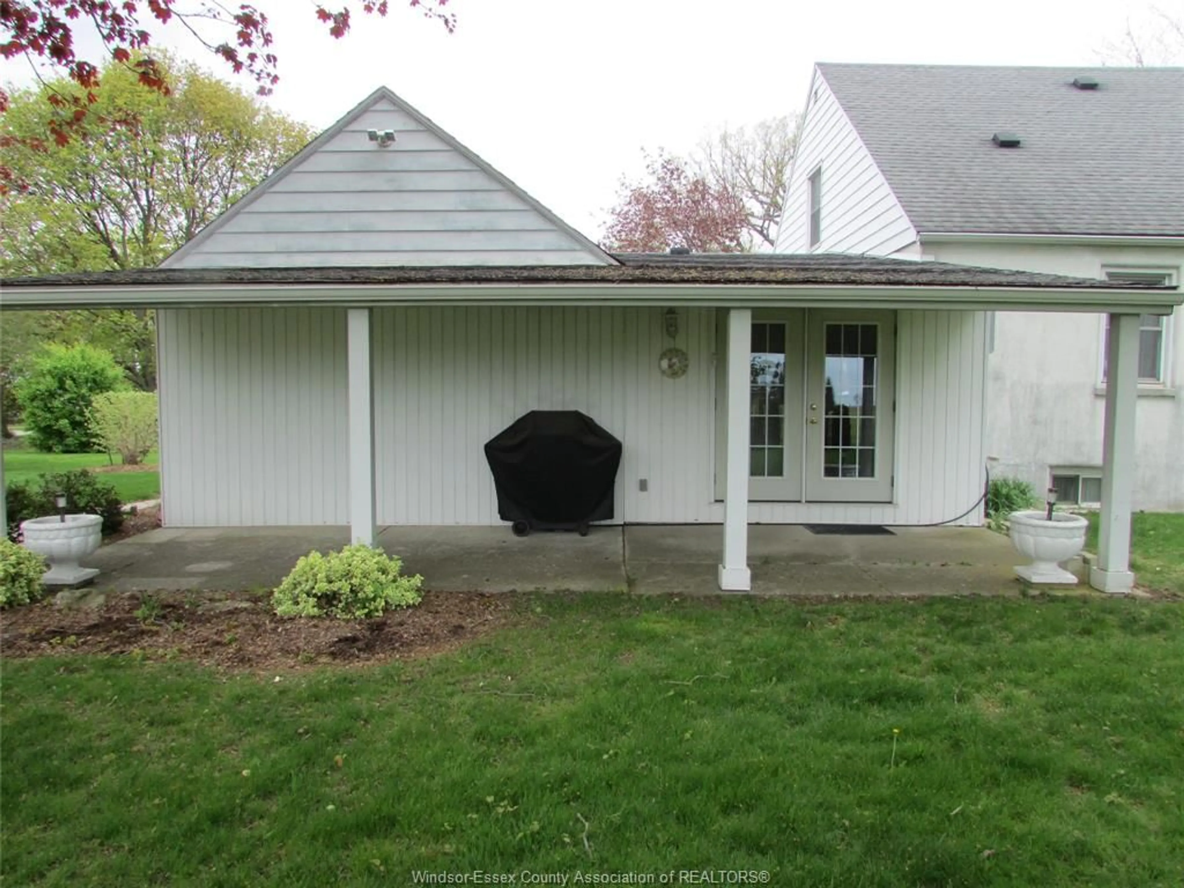 Home with vinyl exterior material, street for 171 Main St. East, Ridgetown Ontario N0P 2C0