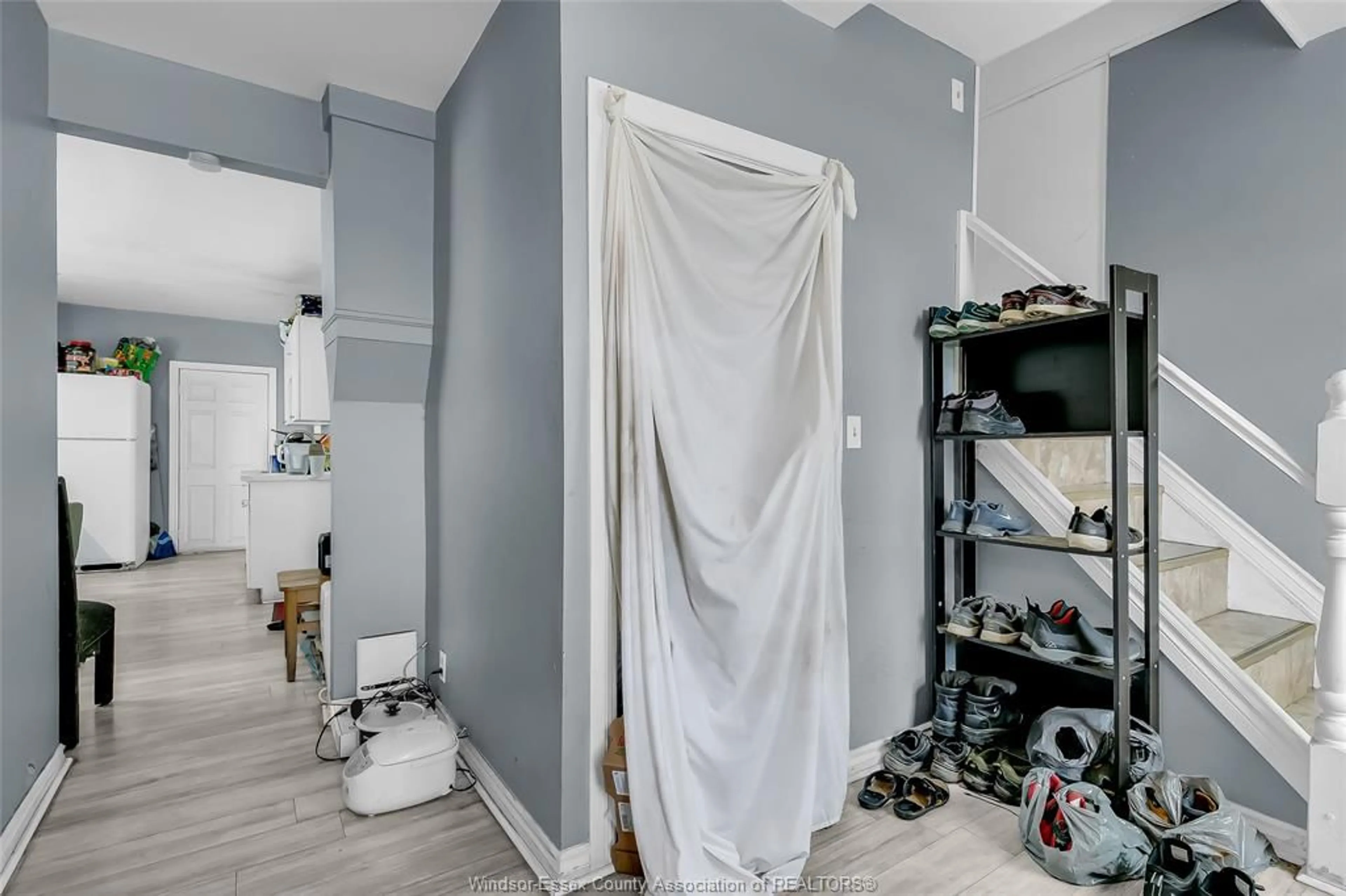 A pic of a room for 541 BRIDGE Ave, Windsor Ontario N9B 2M3