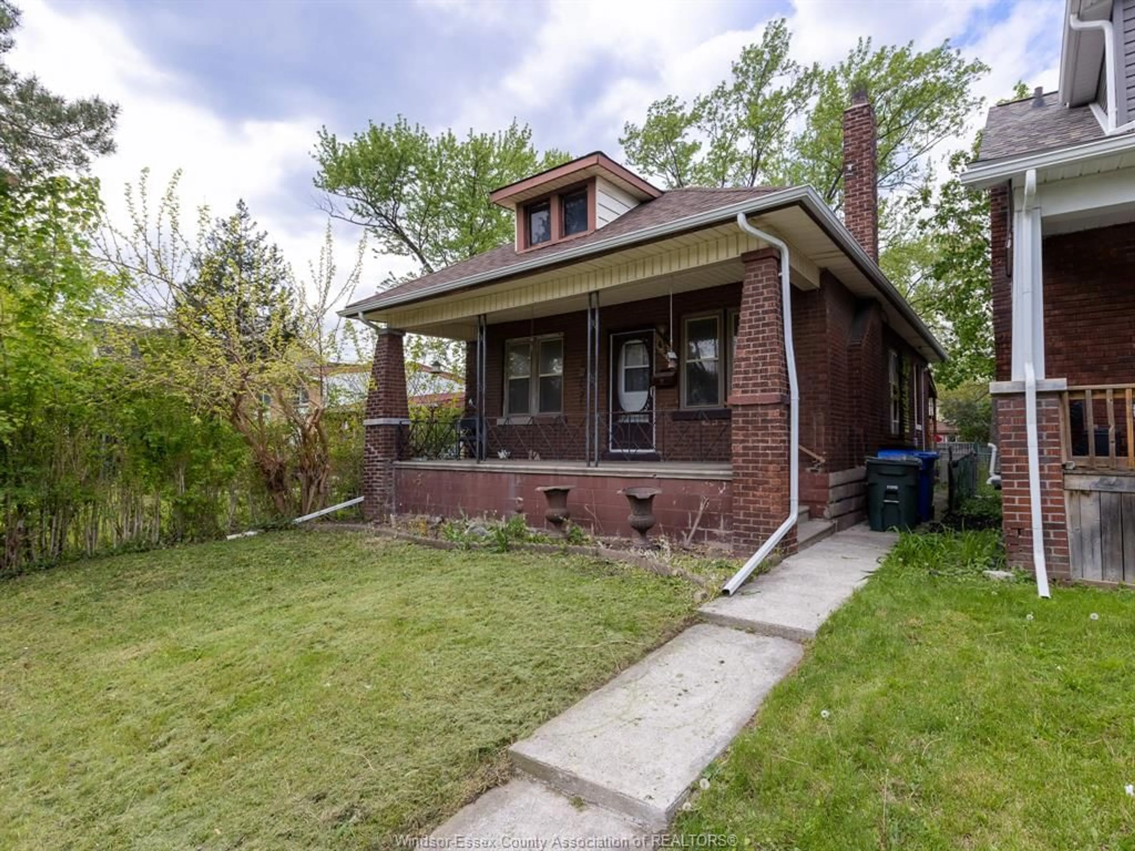 Home with brick exterior material, street for 438 WAHKETA St, Windsor Ontario N8X 1B6