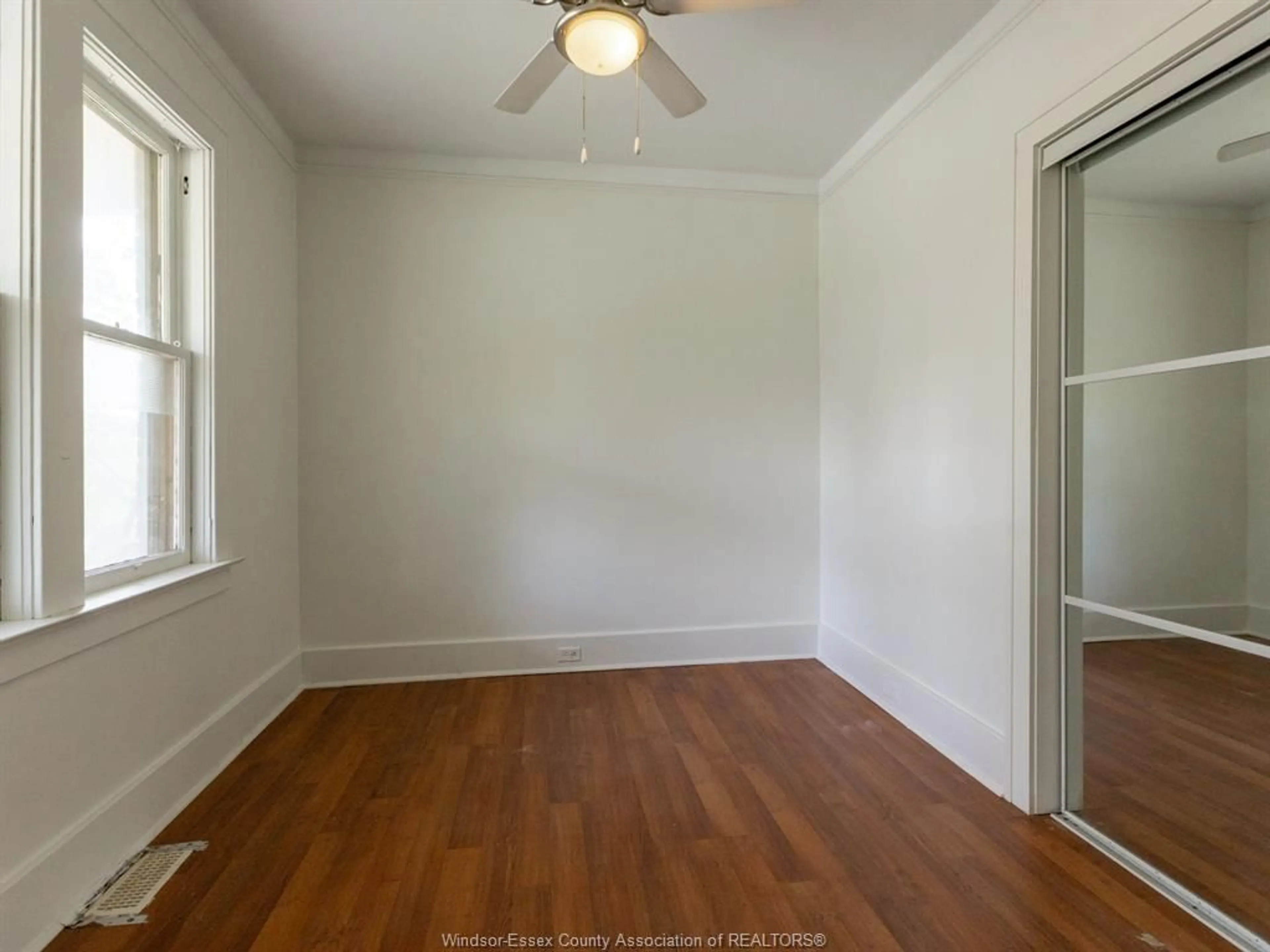 A pic of a room for 438 WAHKETA St, Windsor Ontario N8X 1B6