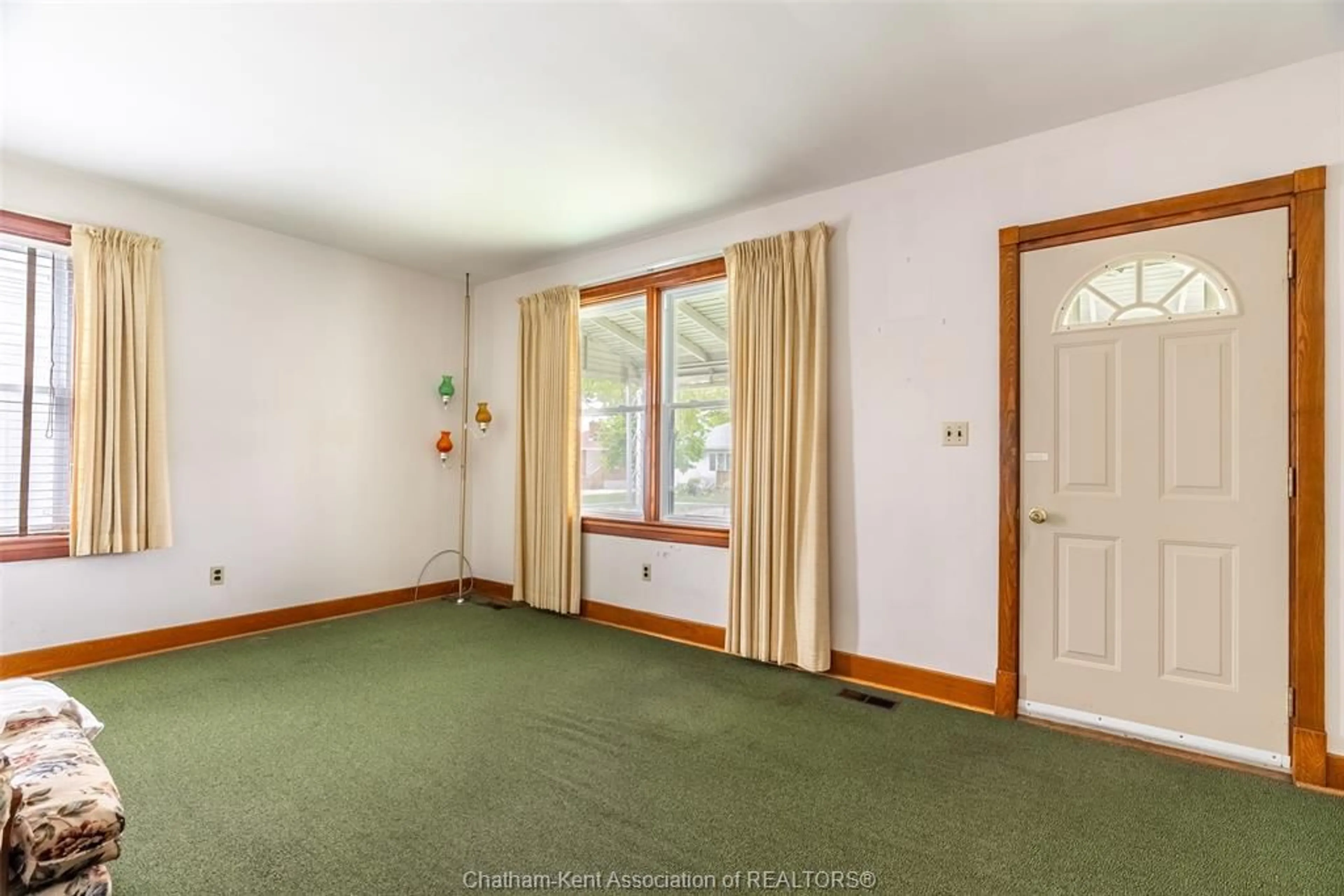 A pic of a room for 118 Alexandra Ave, Chatham Ontario N7M 1Y3