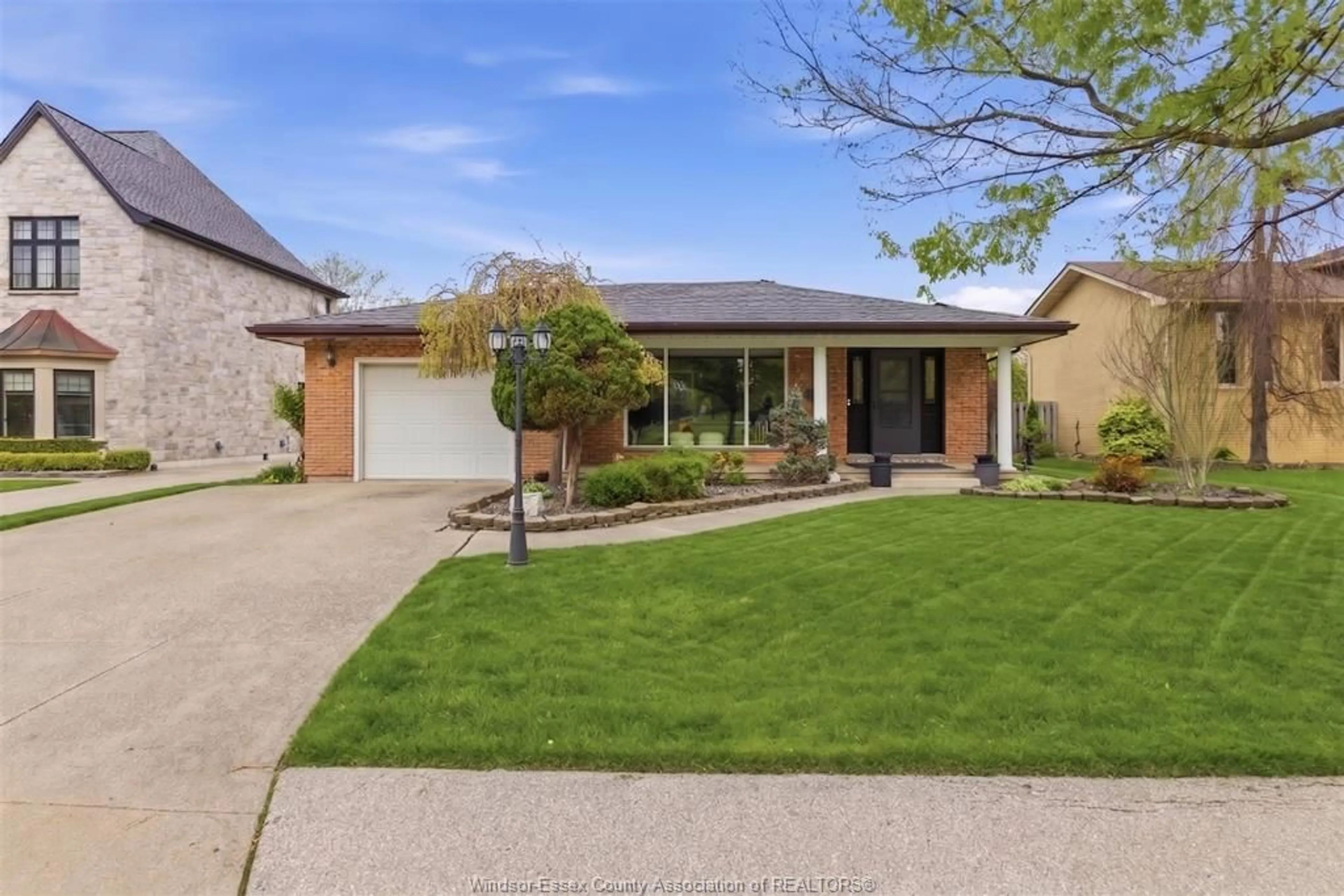 Home with brick exterior material, street for 362 PENTILLY, Tecumseh Ontario N8N 2K9