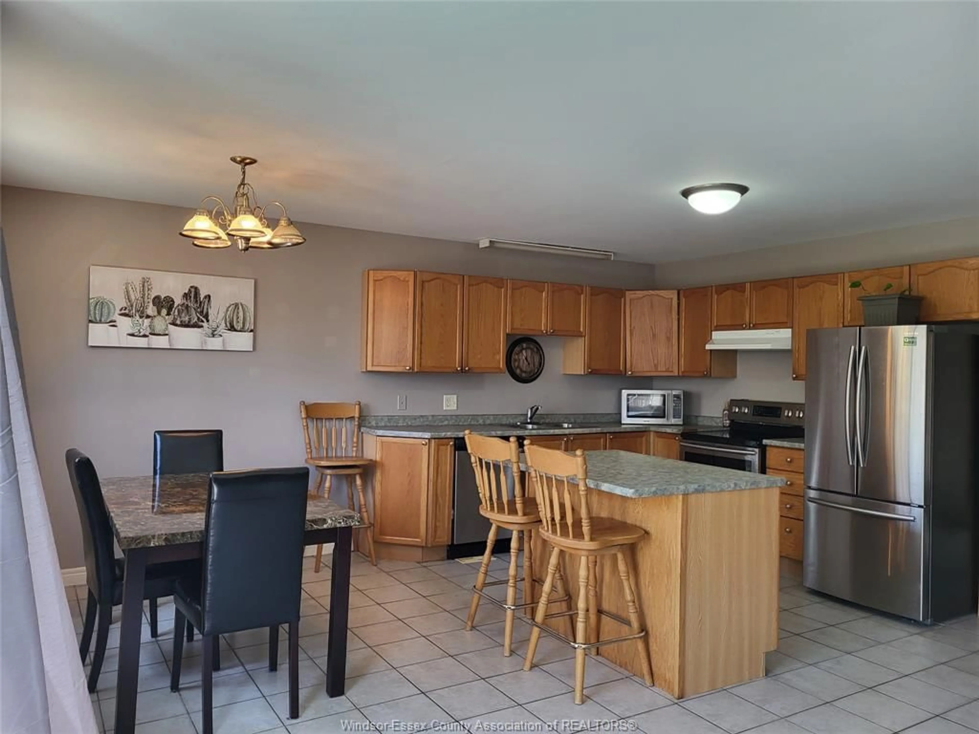 Open concept kitchen, unknown for 177 VICTORIA St, Kingsville Ontario N9Y 1T5
