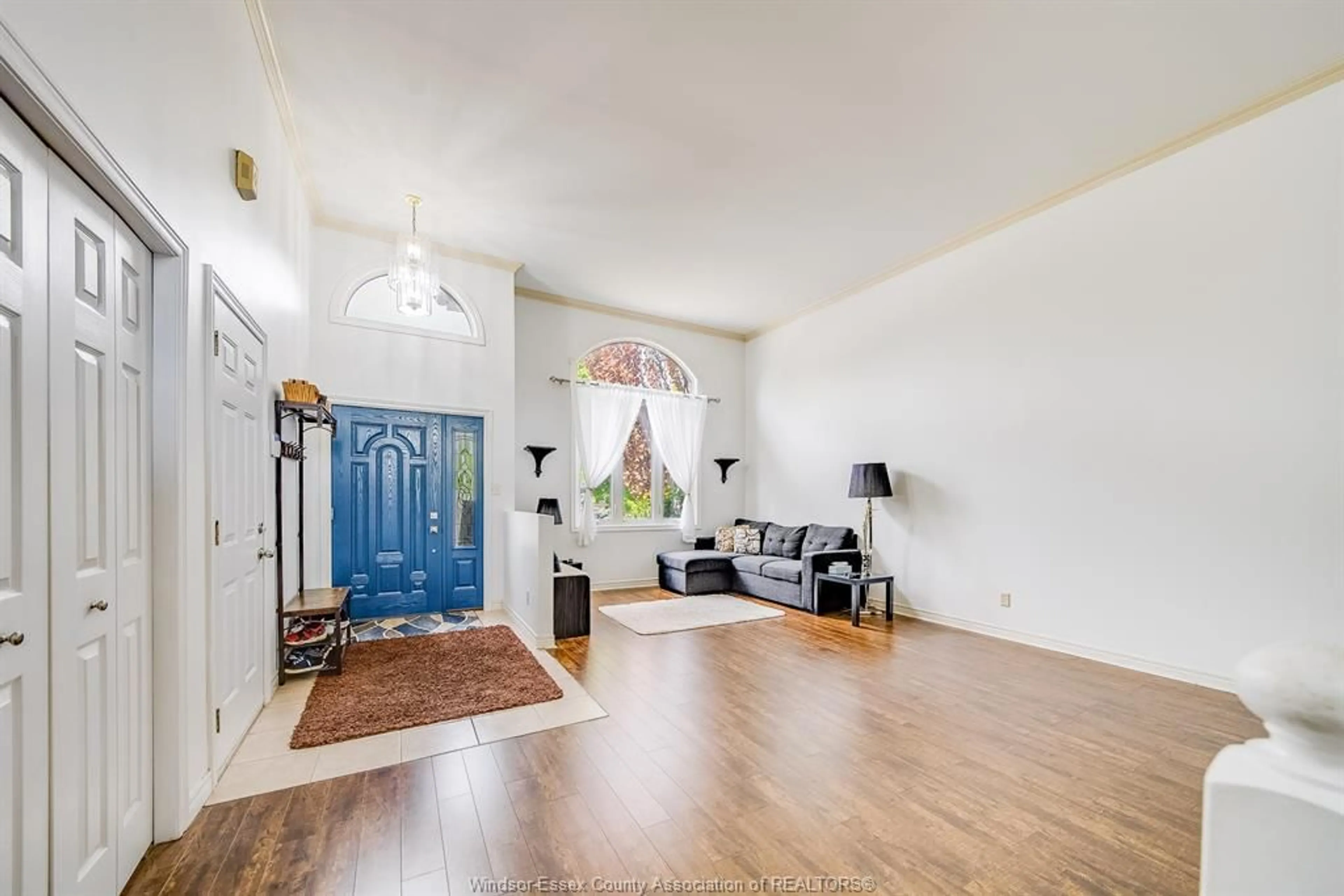 Unknown for 1488 IMPERIAL Cres, Windsor Ontario N9G 2T7