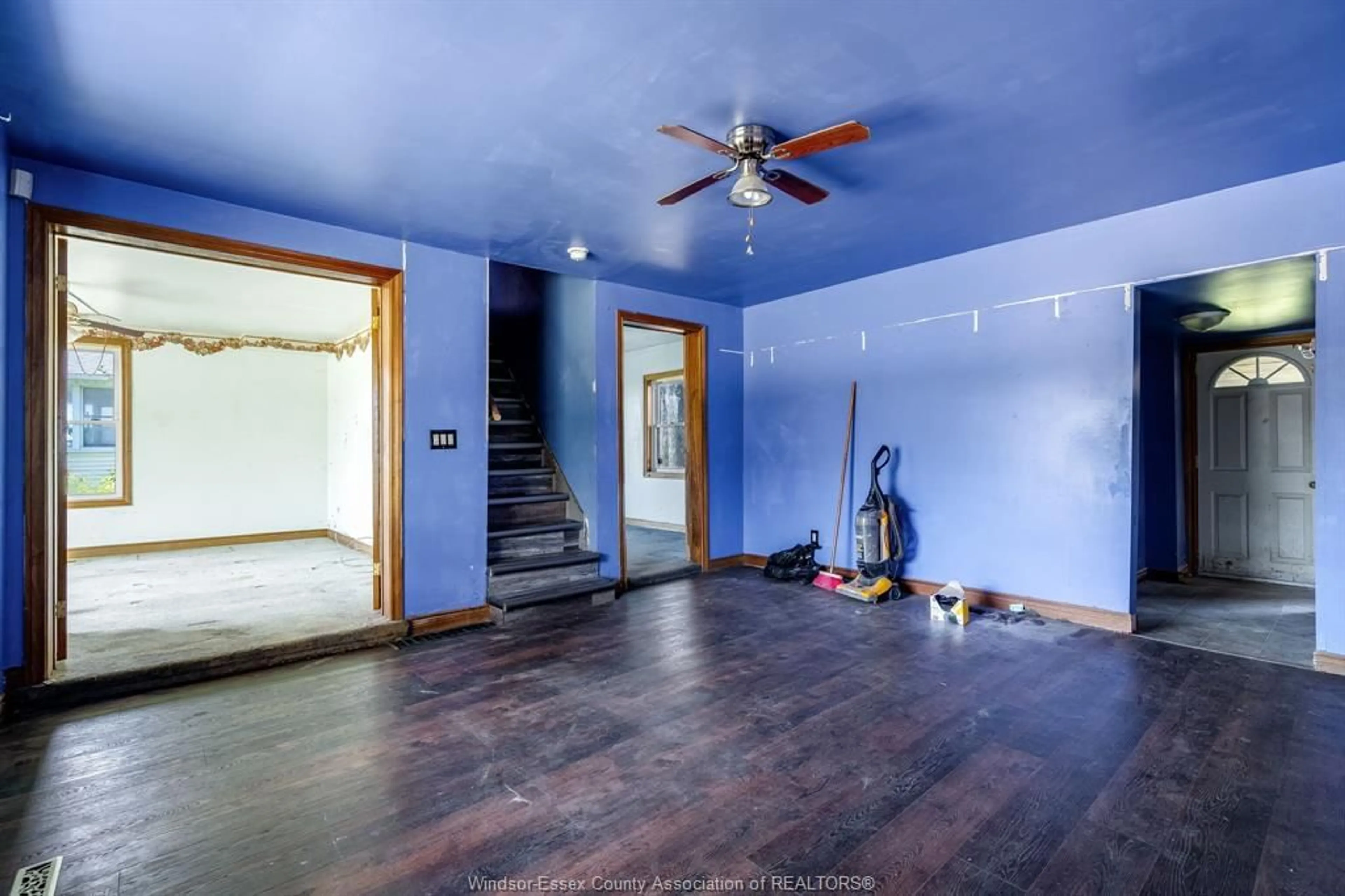 Unknown for 41 Orange St, Leamington Ontario N8H 1P6