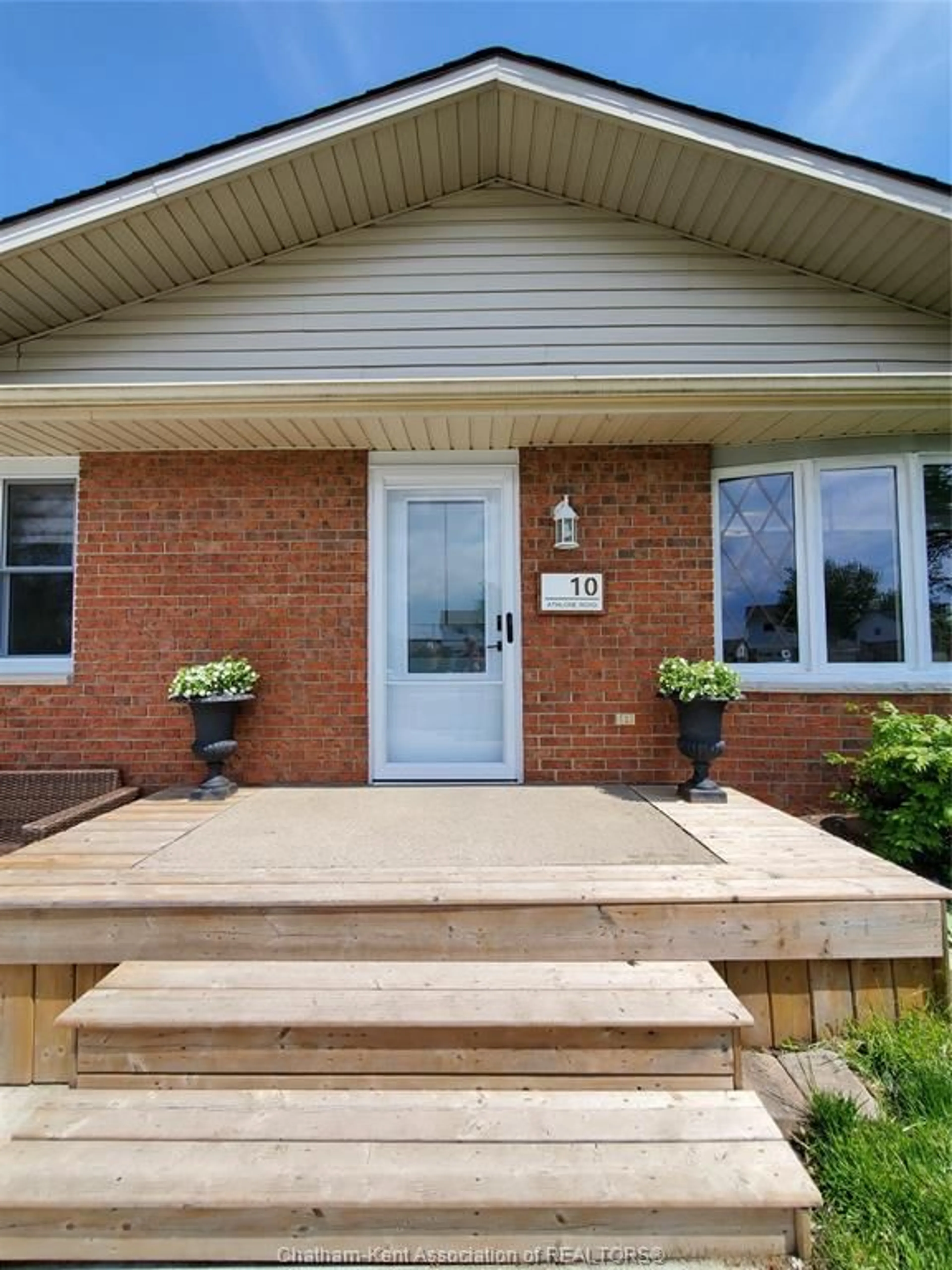 Home with brick exterior material, street for 10 Athlone Rd, Tilbury Ontario N0P 2L0