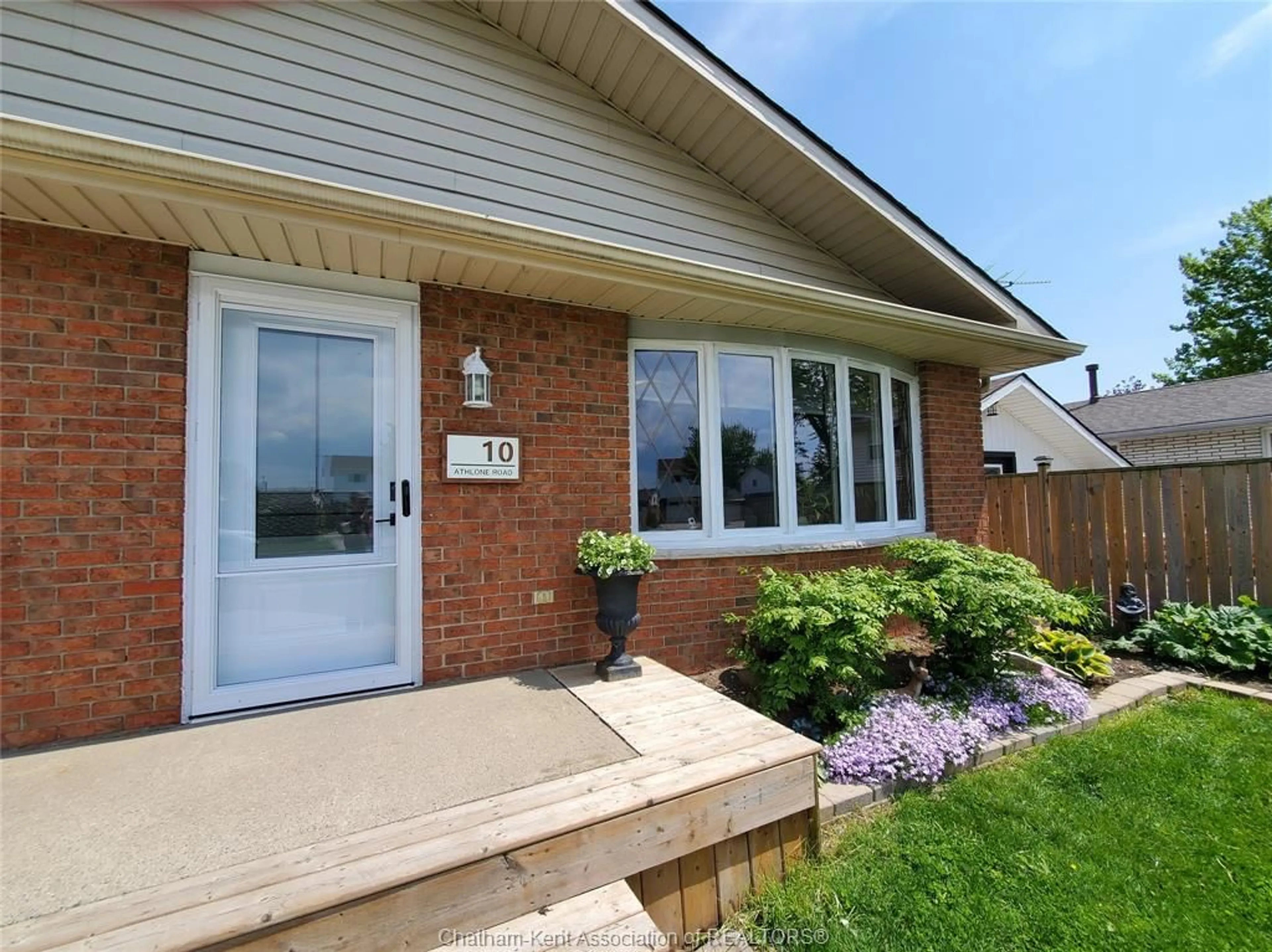 Home with brick exterior material, street for 10 Athlone Rd, Tilbury Ontario N0P 2L0