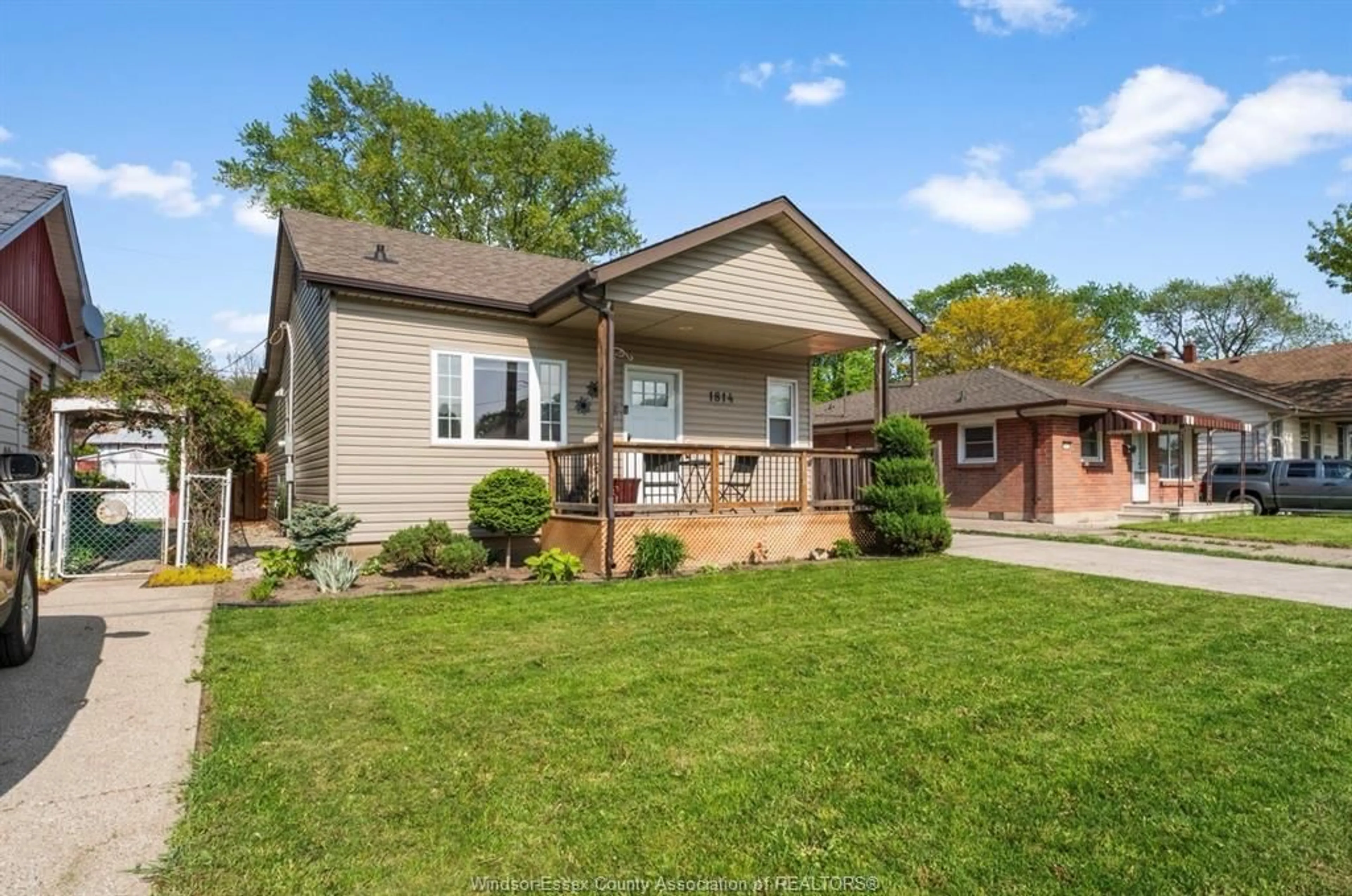 Home with brick exterior material, street for 1814 Central Ave, Windsor Ontario N8W 4H7