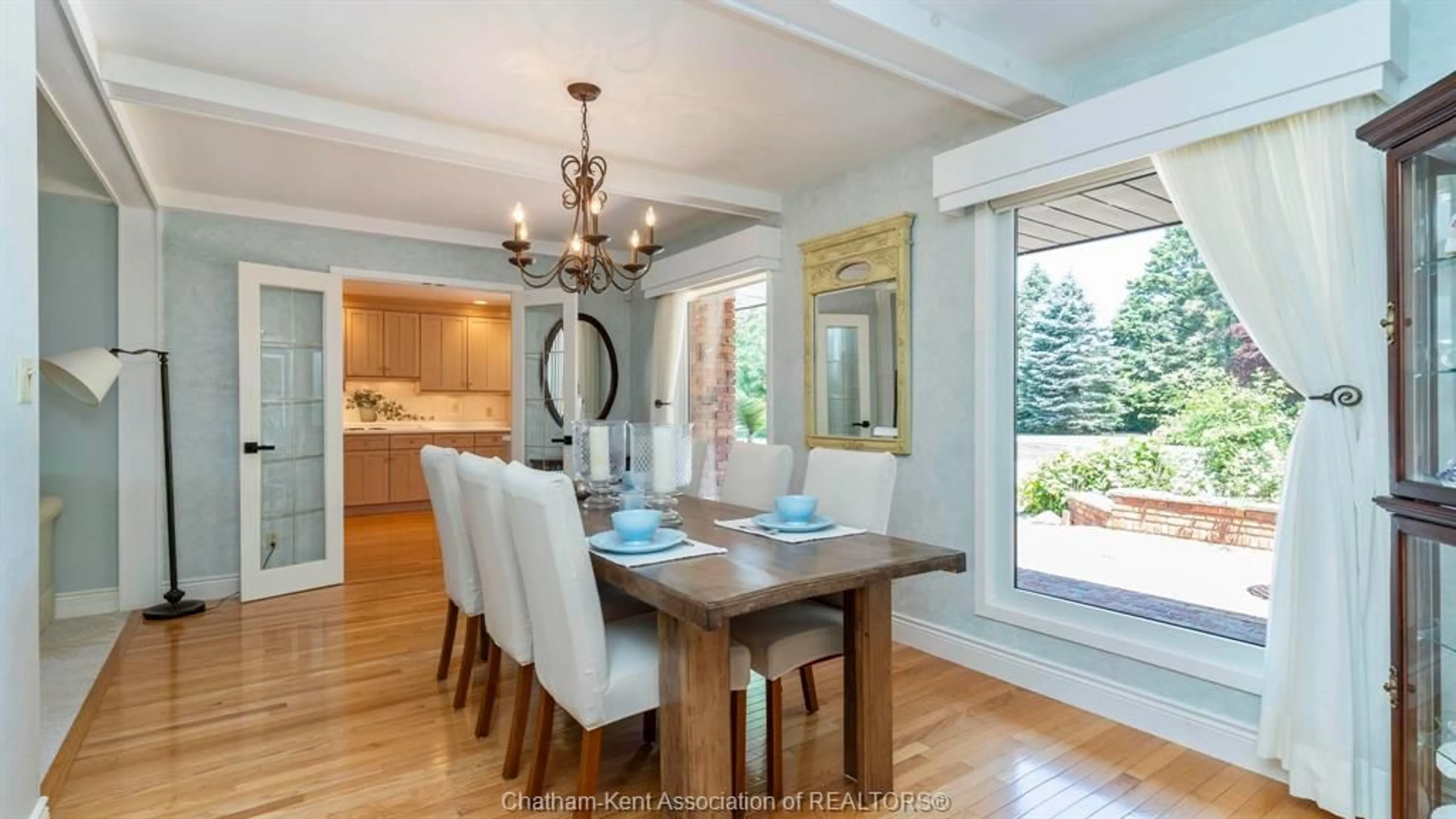 Dining room, wood/laminate floor for 7678 TALBOT Trail, Cedar Springs Ontario N0P 1A0