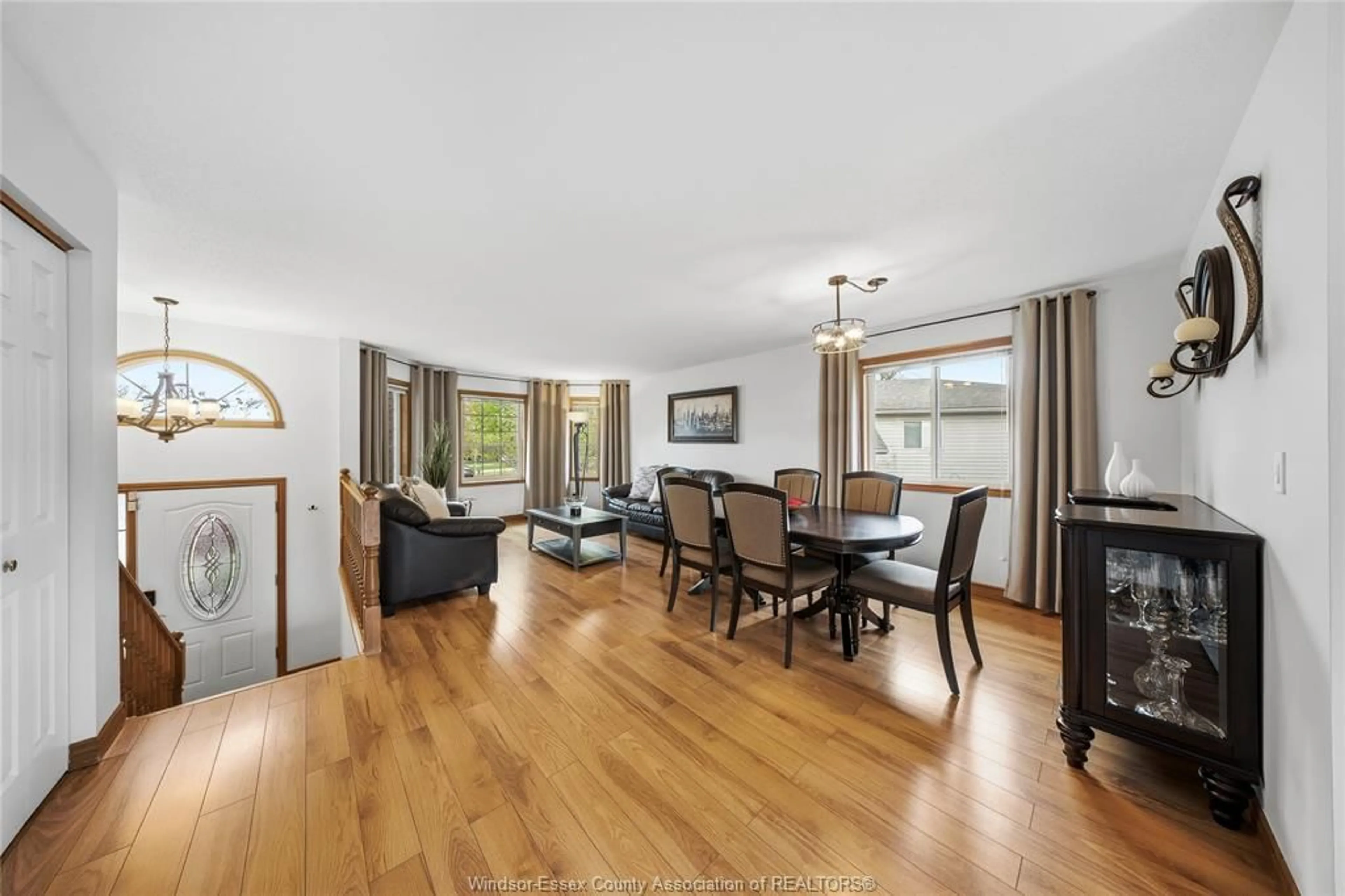Unknown for 1978 FULLER Cres, Windsor Ontario N8W 5S2
